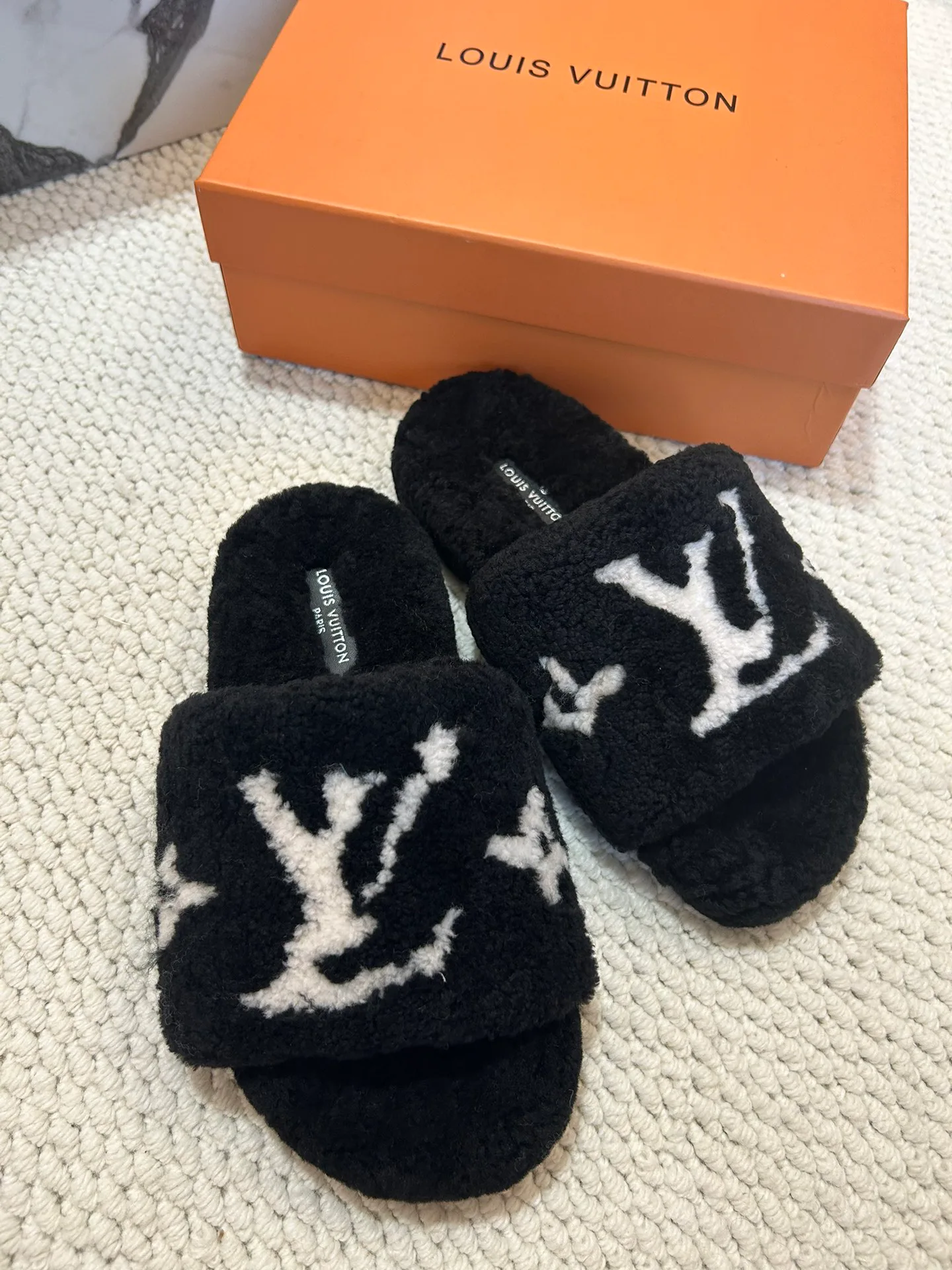 Тапочки Женские Louis Vuitton 123316