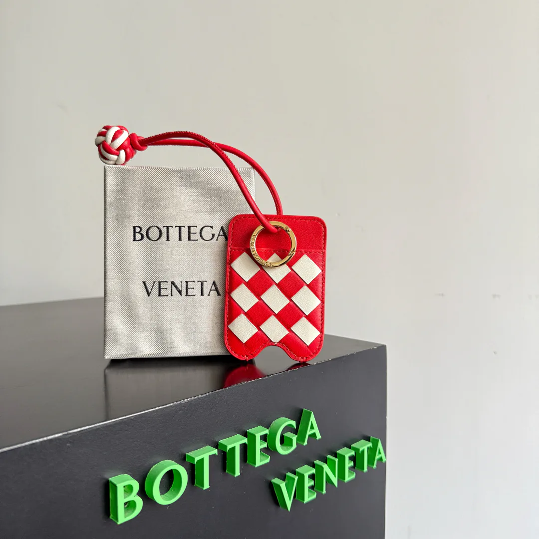 Ключницы Bottega Veneta 545947