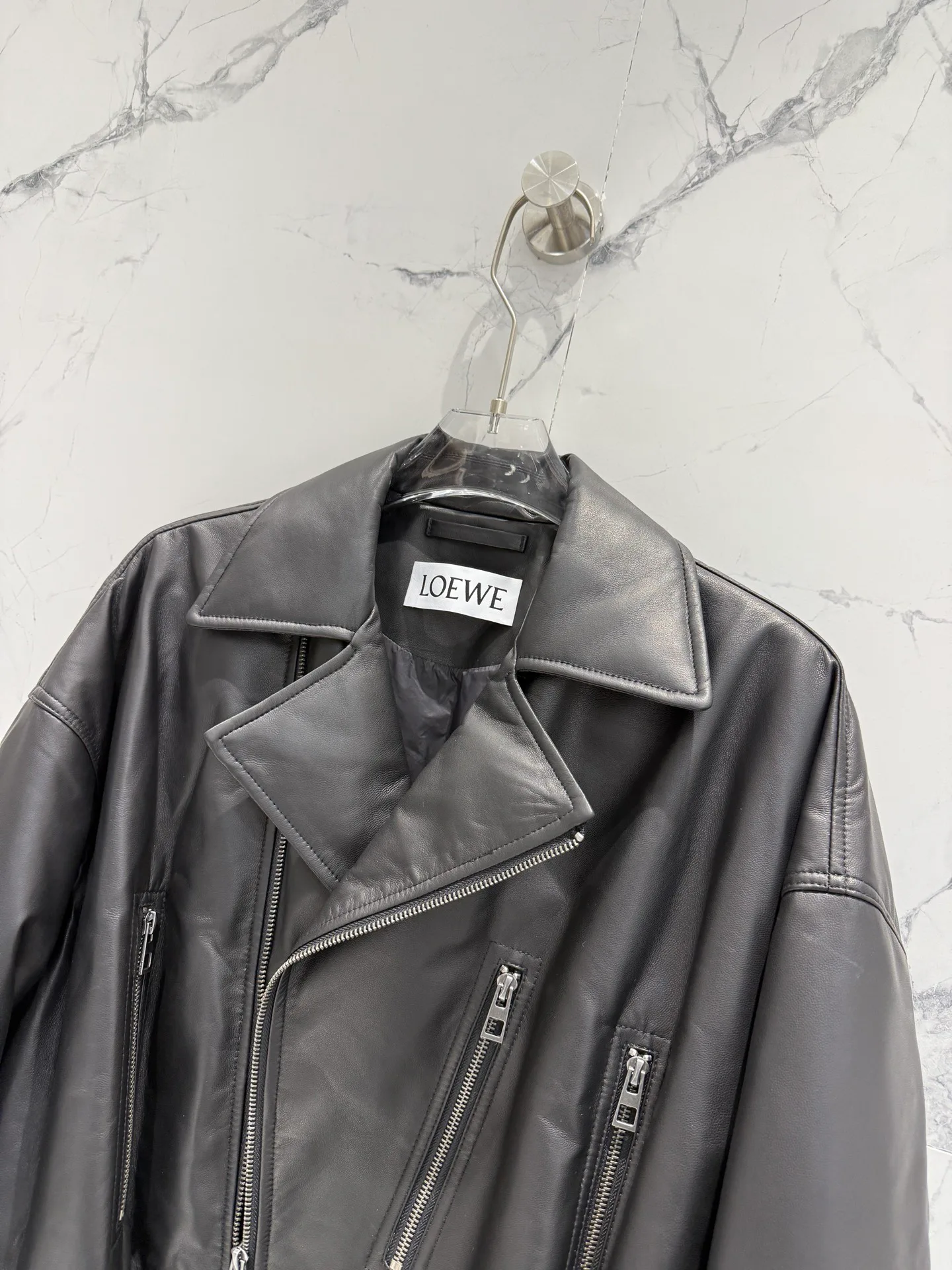 Кожаные Куртки И Дублёнки Женские Loewe 11868478