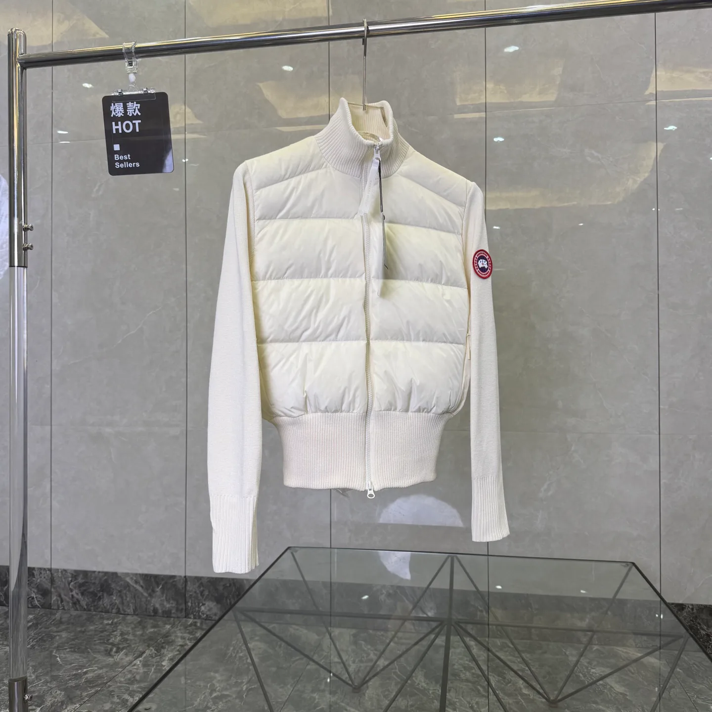 Куртки И Пуховики Женские Canada Goose 17949553