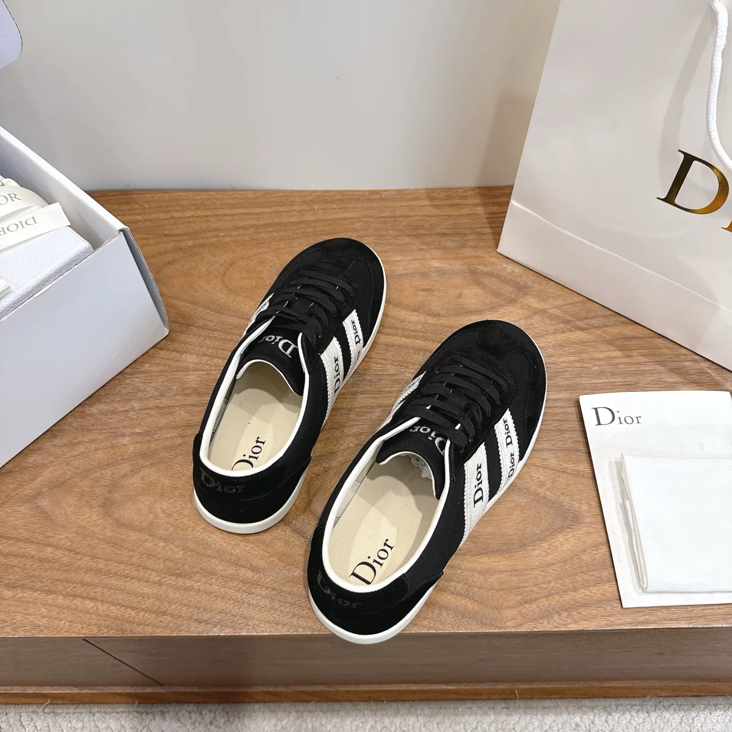 Кроссовки Женские Christian Dior 17467319