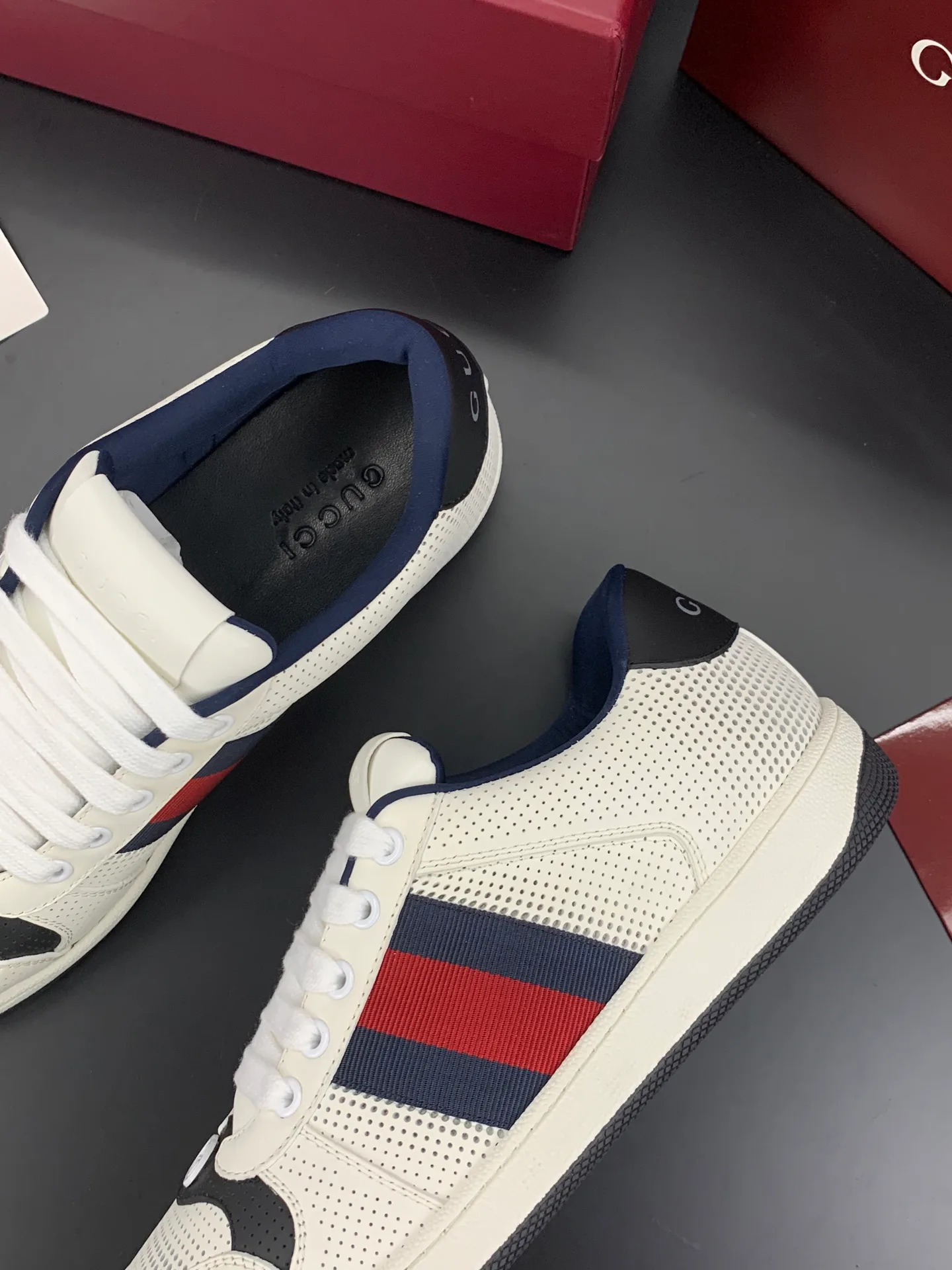 Кроссовки Женские Gucci 17545281