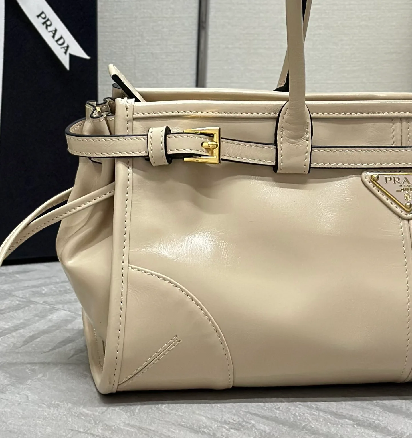 Классические Сумки Женские Prada 11462481