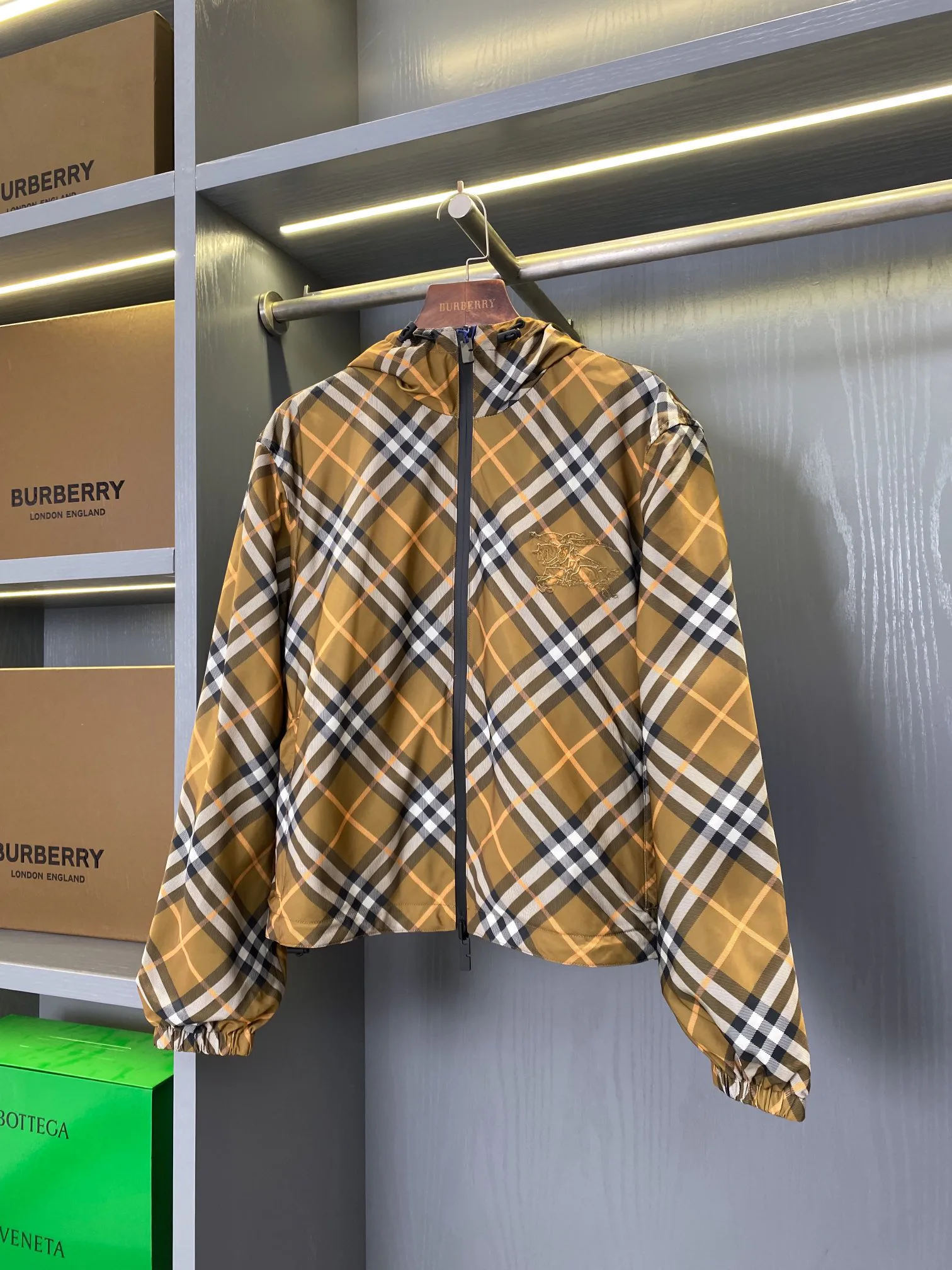Куртки И Пуховики Мужские Burberry 13433007