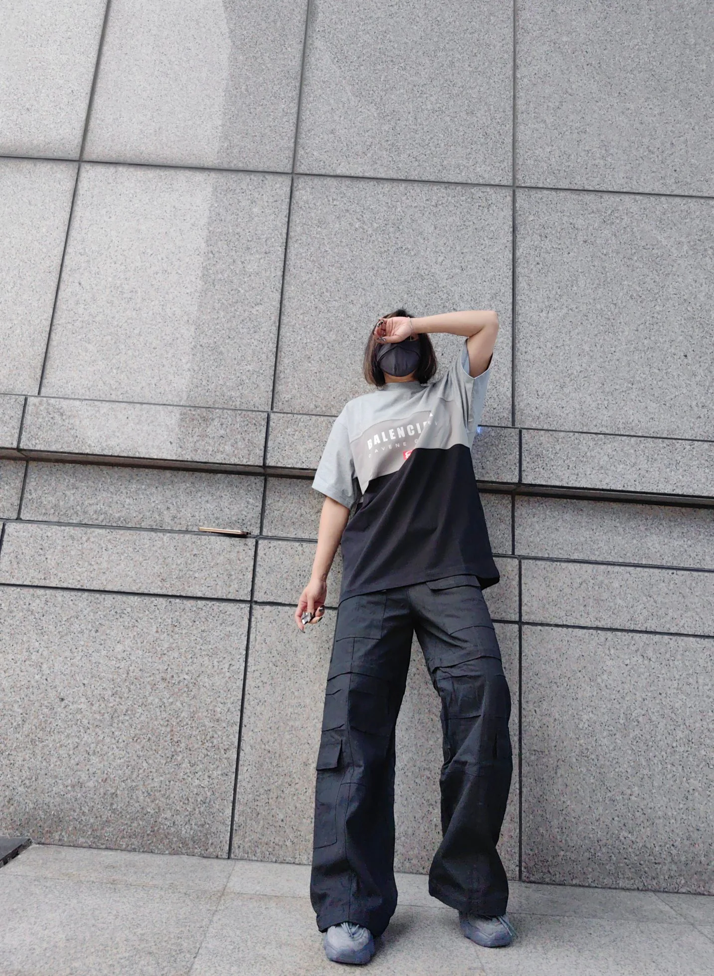 Футболки Женские Balenciaga 15100