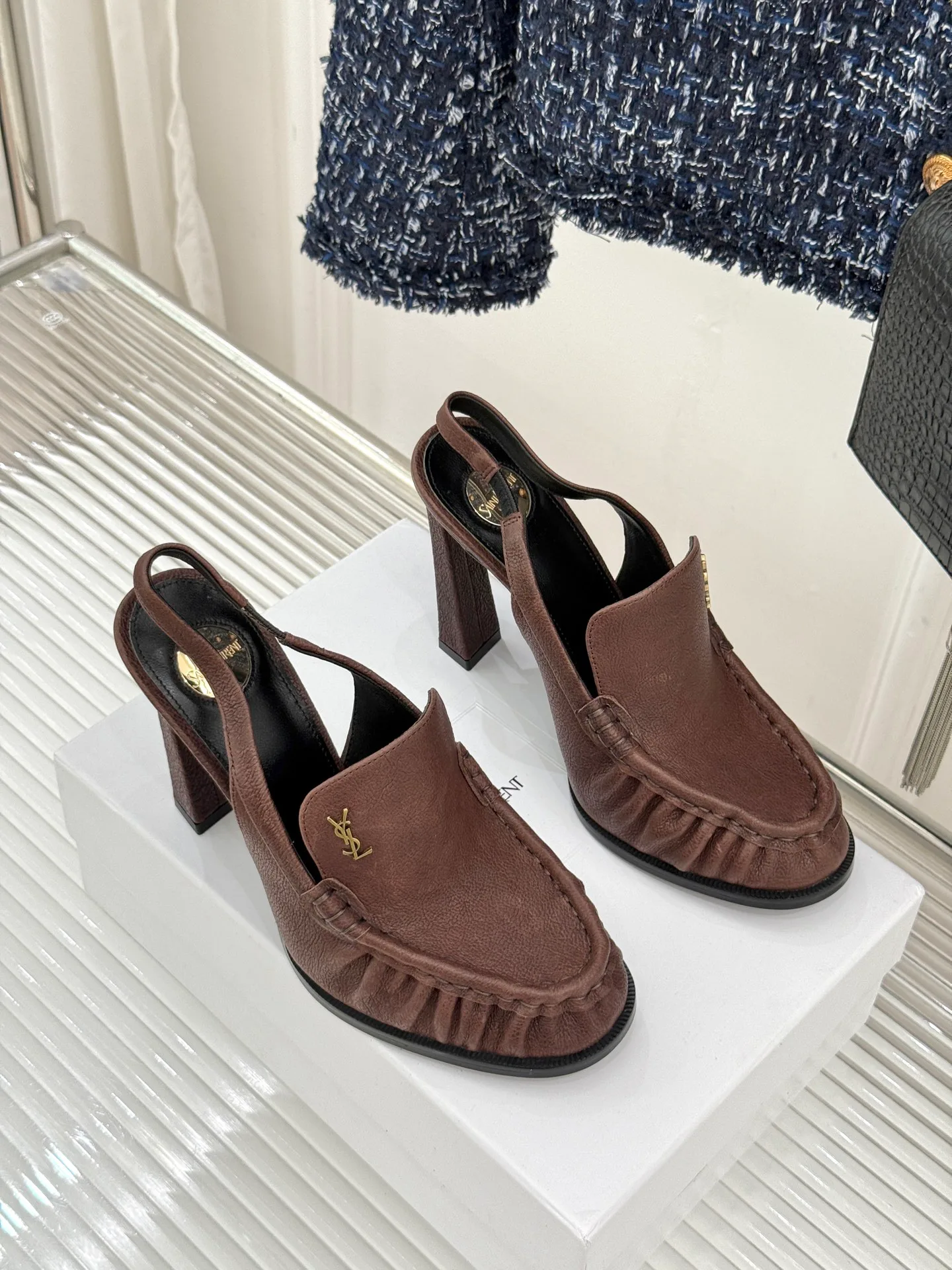 Босоножки Женские Saint Laurent 11312318