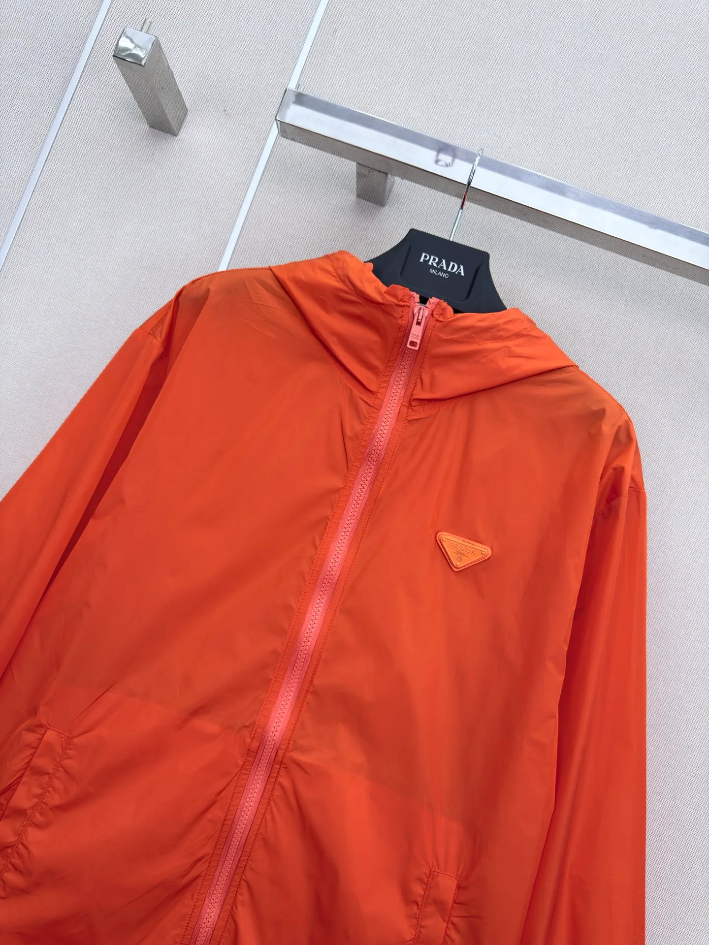 Куртки И Пуховики Женские Prada 14543533