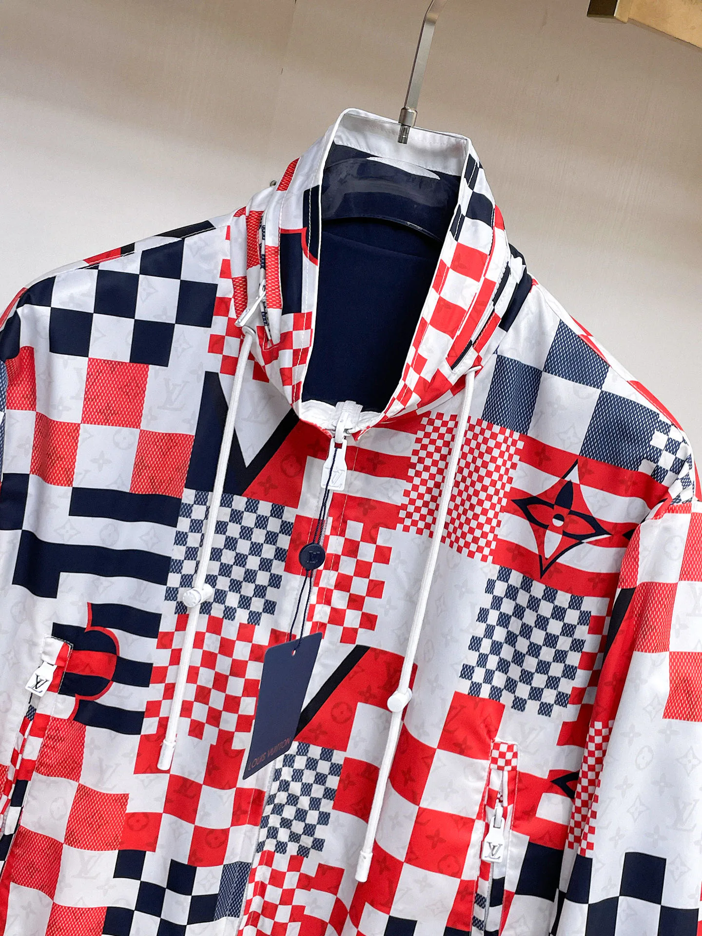 Куртки И Пуховики Мужские Louis Vuitton 9352281