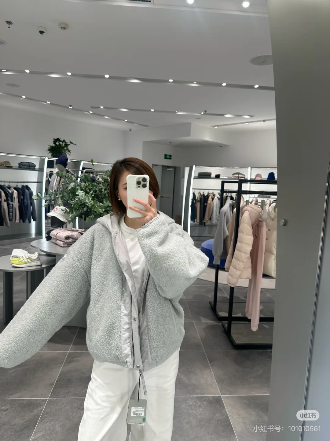 Куртки И Пуховики Женские Canada Goose 300367