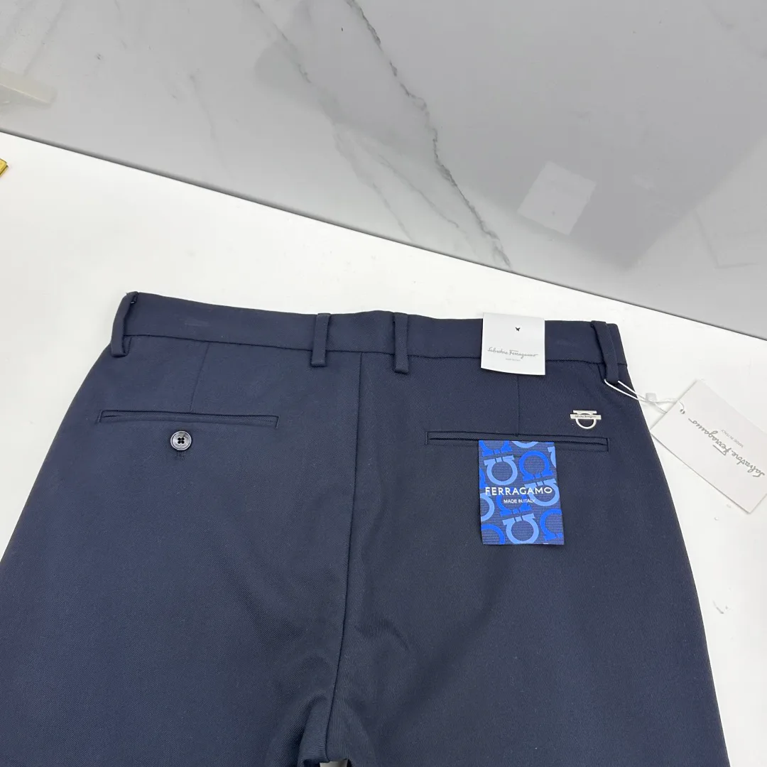 Брюки Мужские Salvatore Ferragamo 18246807