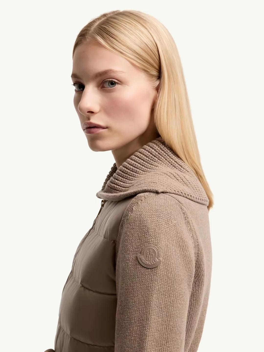 Куртки И Пуховики Женские Moncler 18248293