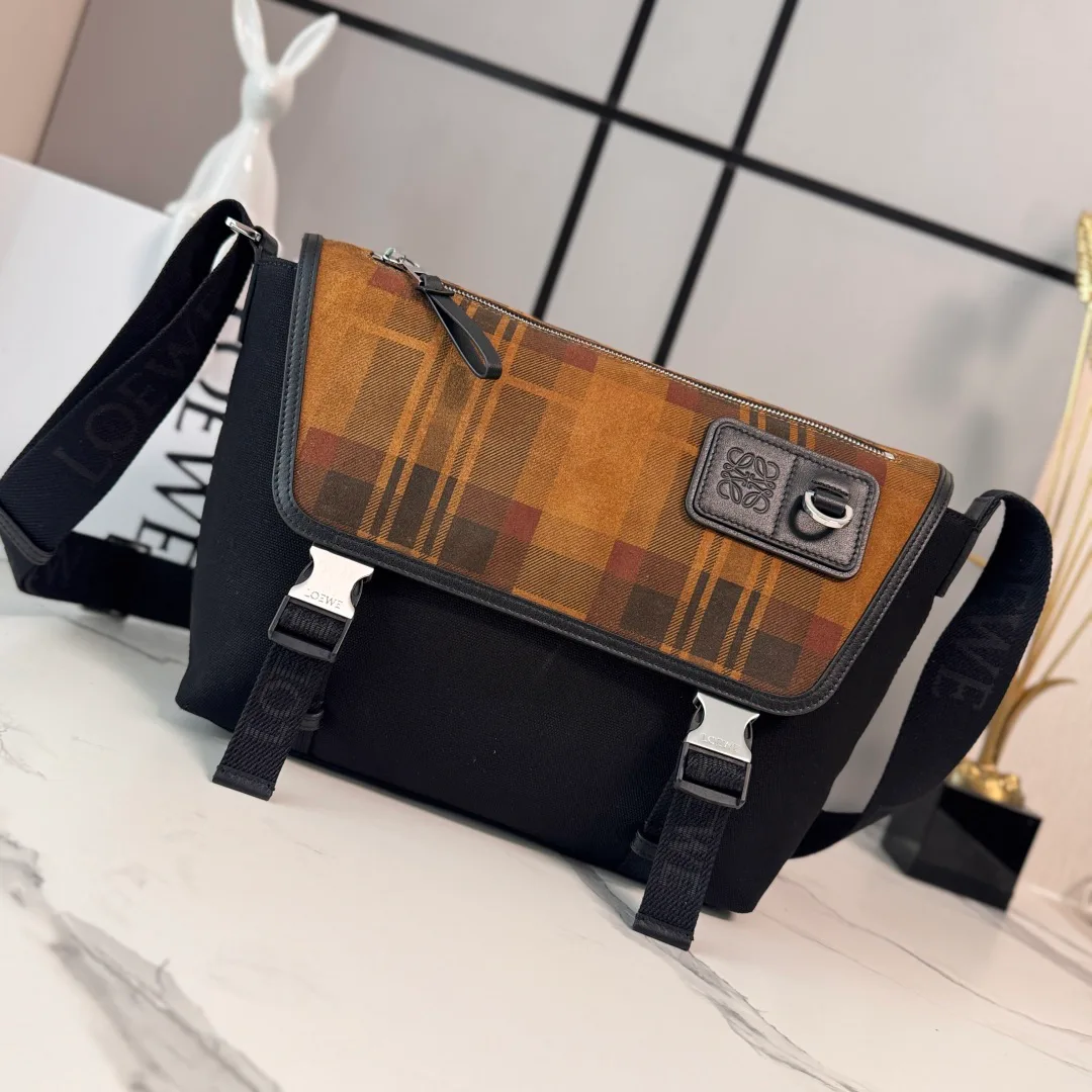 Сумки На Ремне Женские Loewe 11699858