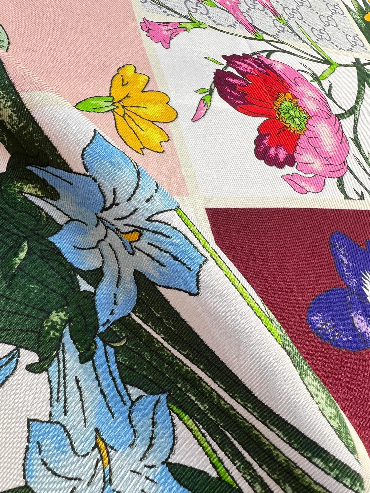 Платки Gucci 11256486