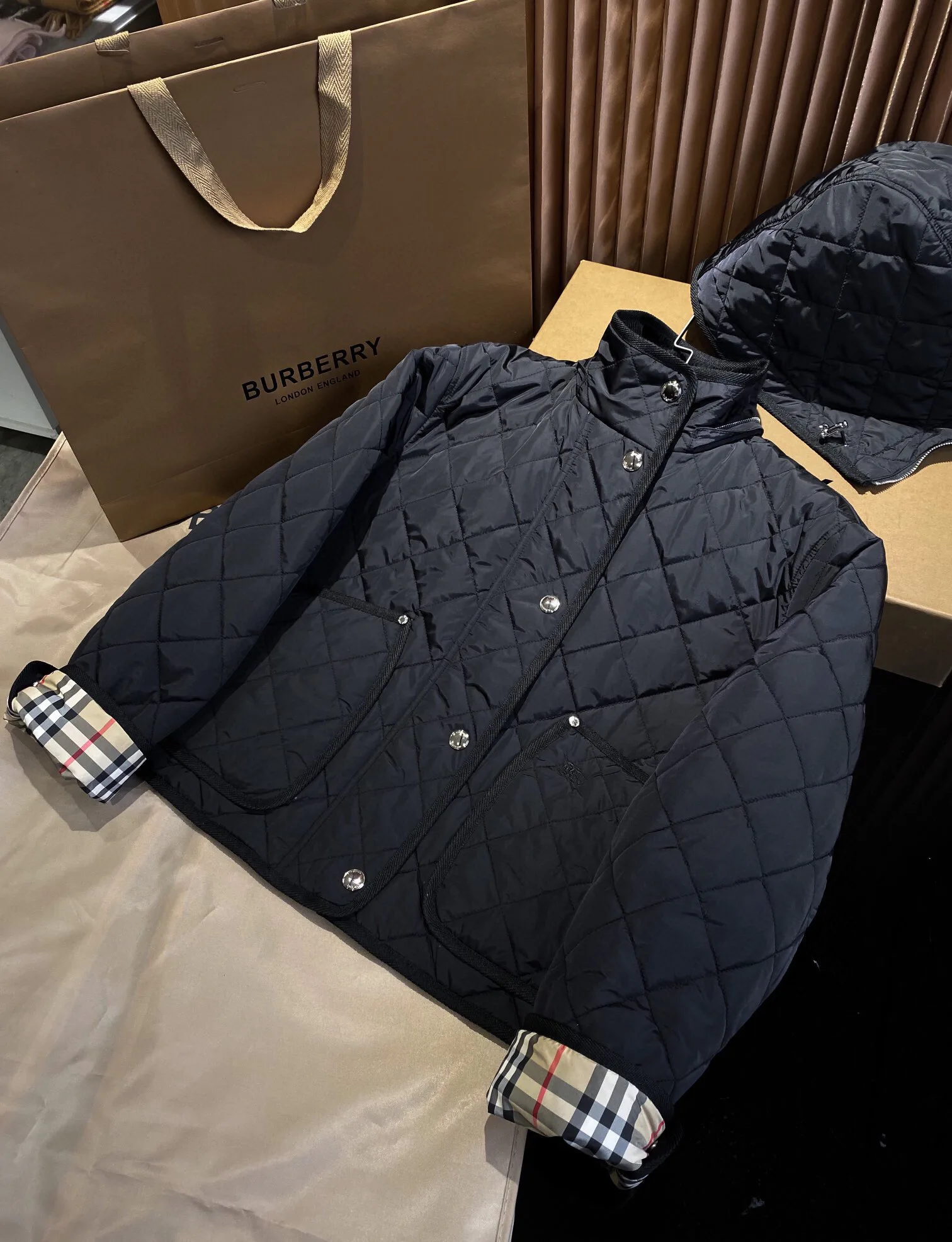 Куртки И Пуховики Женские Burberry 11433067