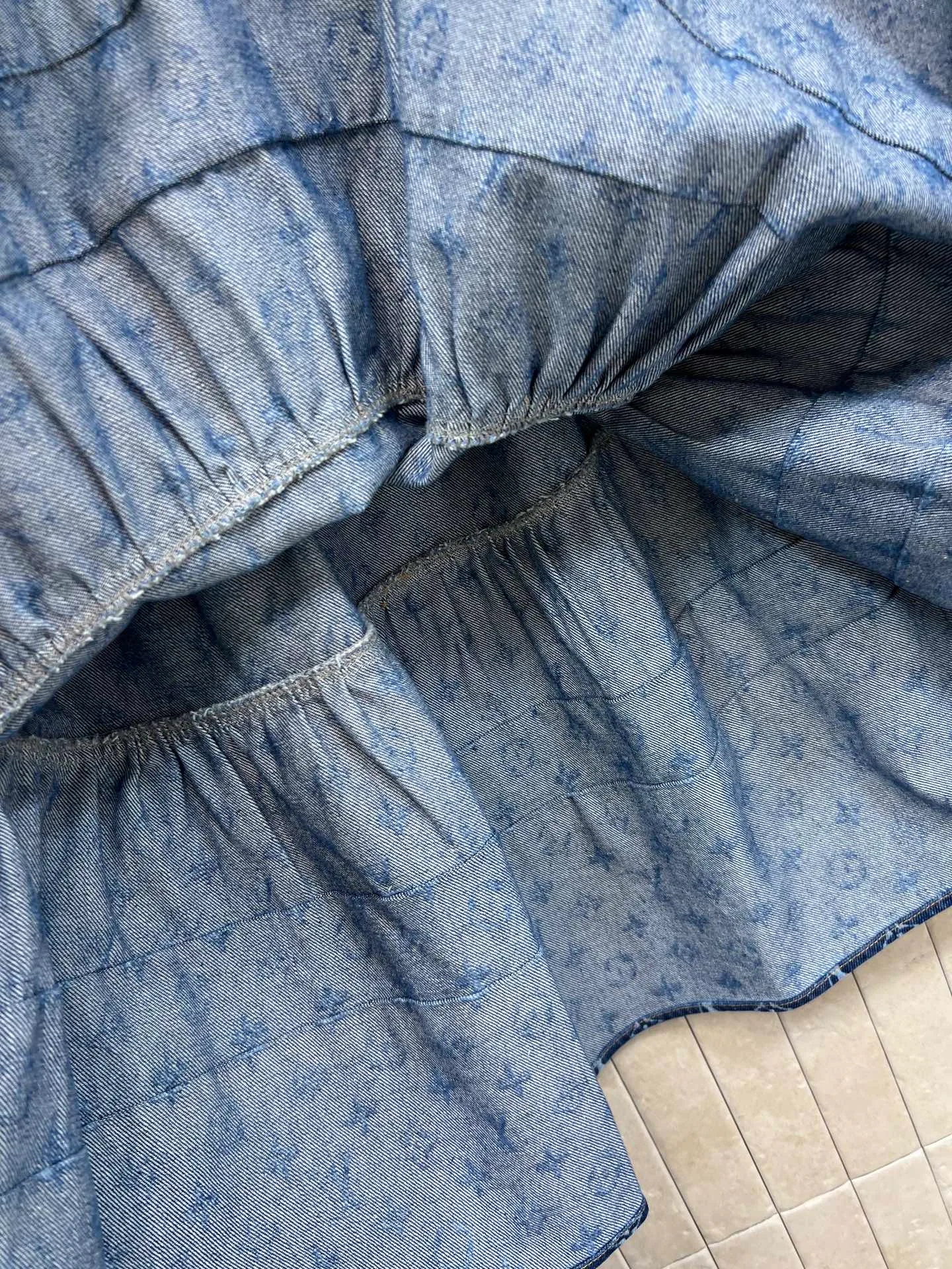 Юбки Женские Louis Vuitton 10646803