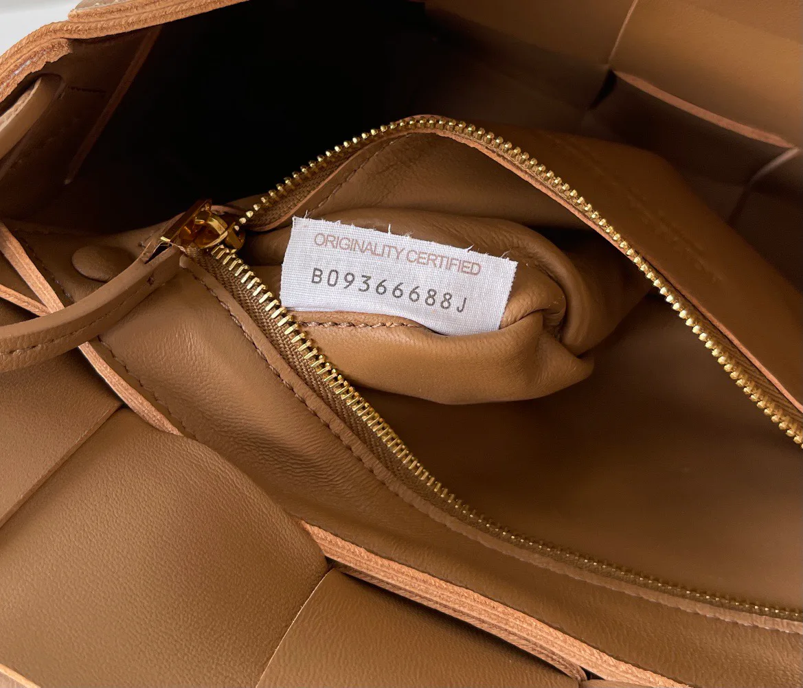 Сумки На Ремне Женские Bottega Veneta 17126372