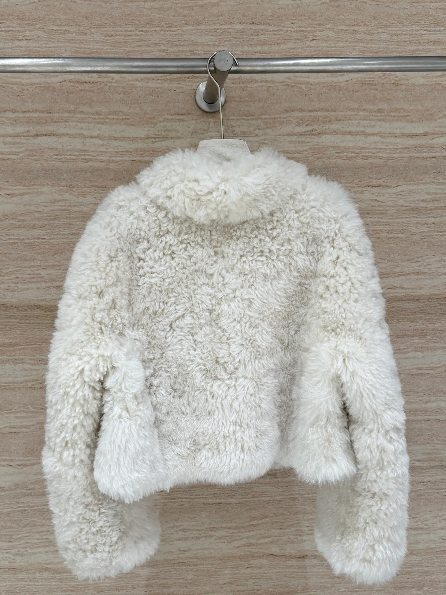 Кожаные Куртки И Дублёнки Женские Celine 1061354