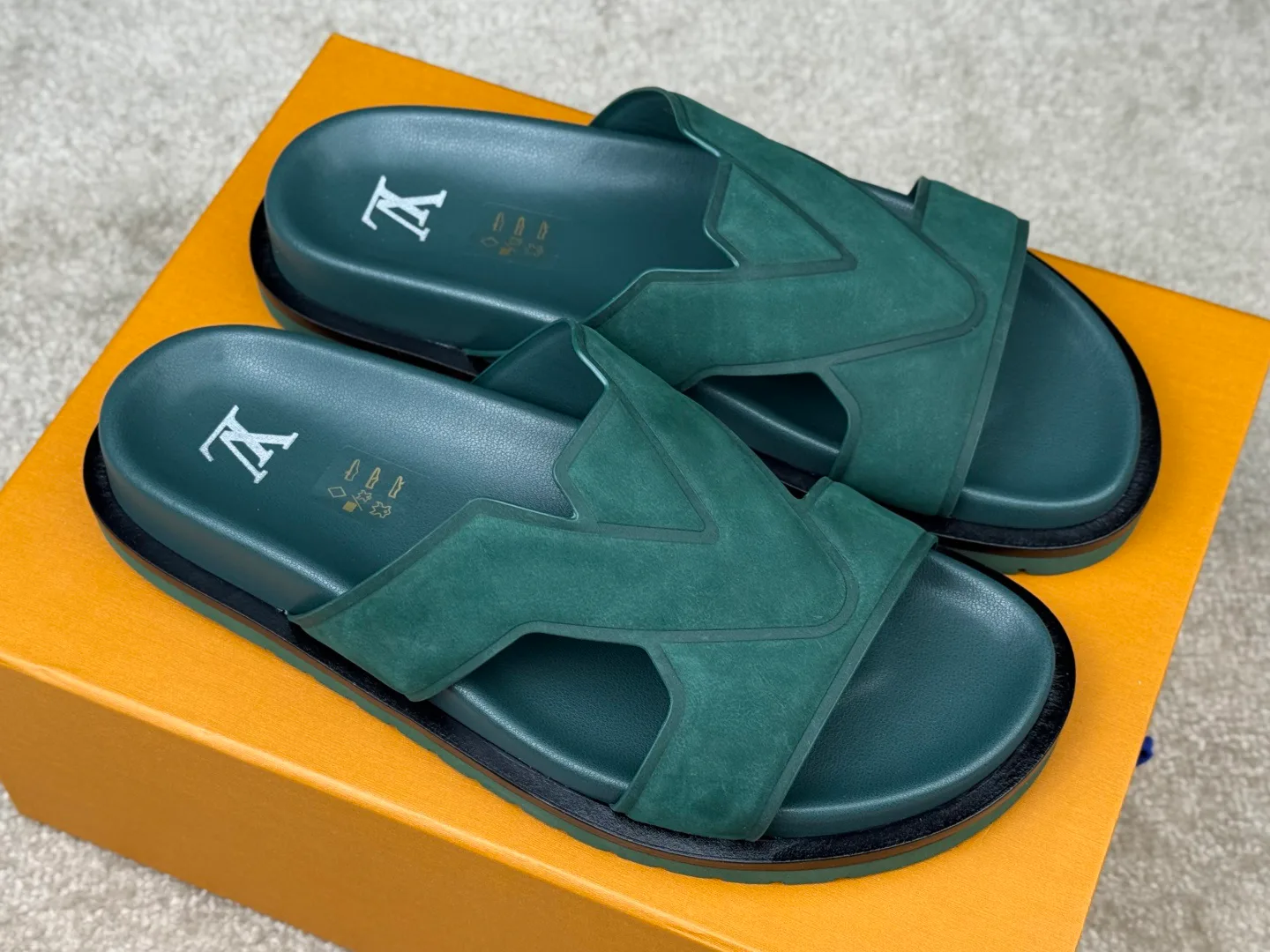 Сандалии Мужские Louis Vuitton 1893550