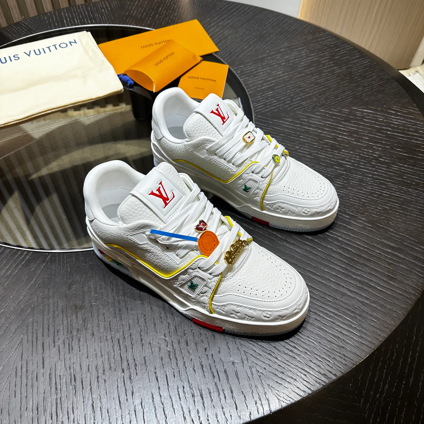 Кроссовки Мужские Louis Vuitton 857700