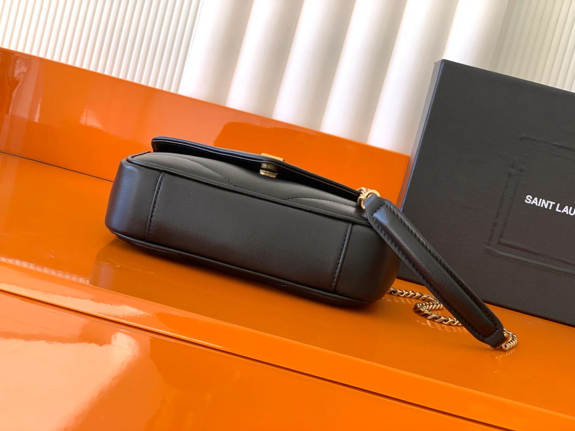 Классические Сумки Женские Saint Laurent 11309762