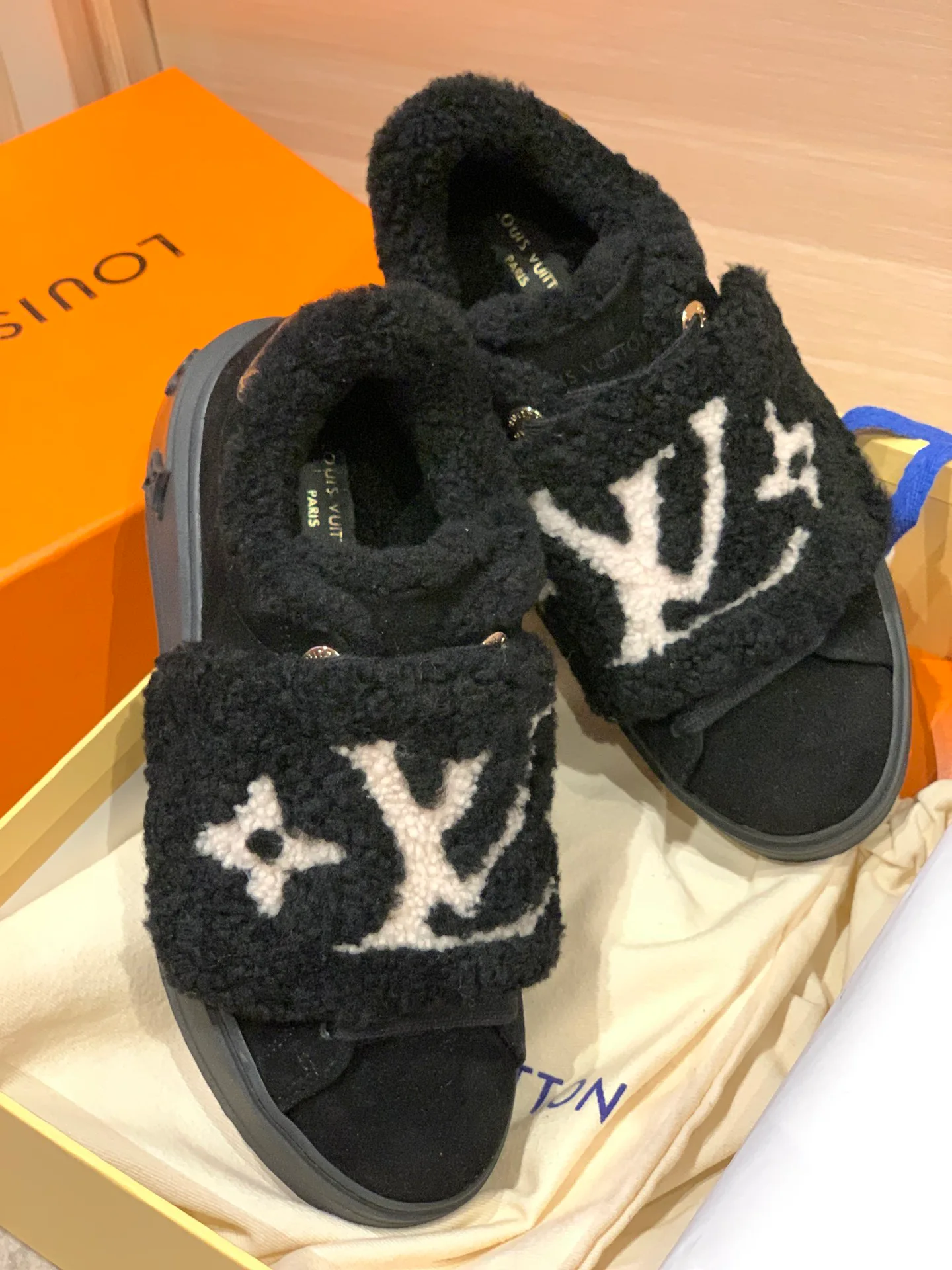 Кеды Женские Louis Vuitton 394036