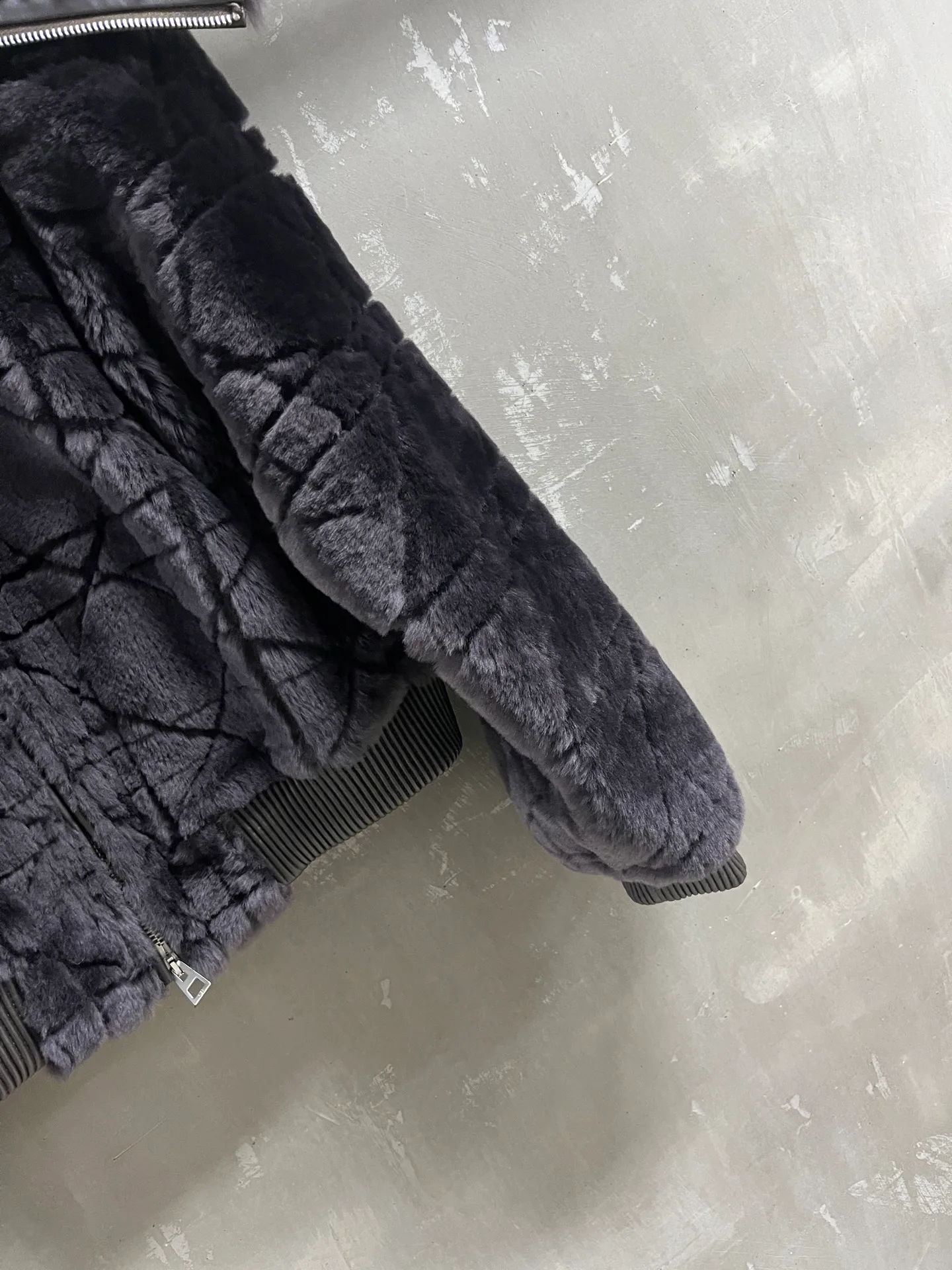 Кожаные Куртки И Дублёнки Женские Christian Dior 783402