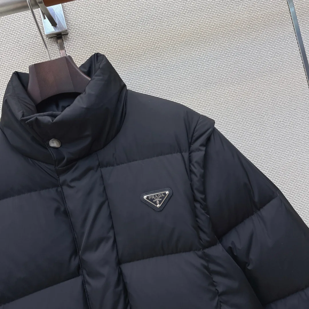Куртки И Пуховики Женские Prada 18348218