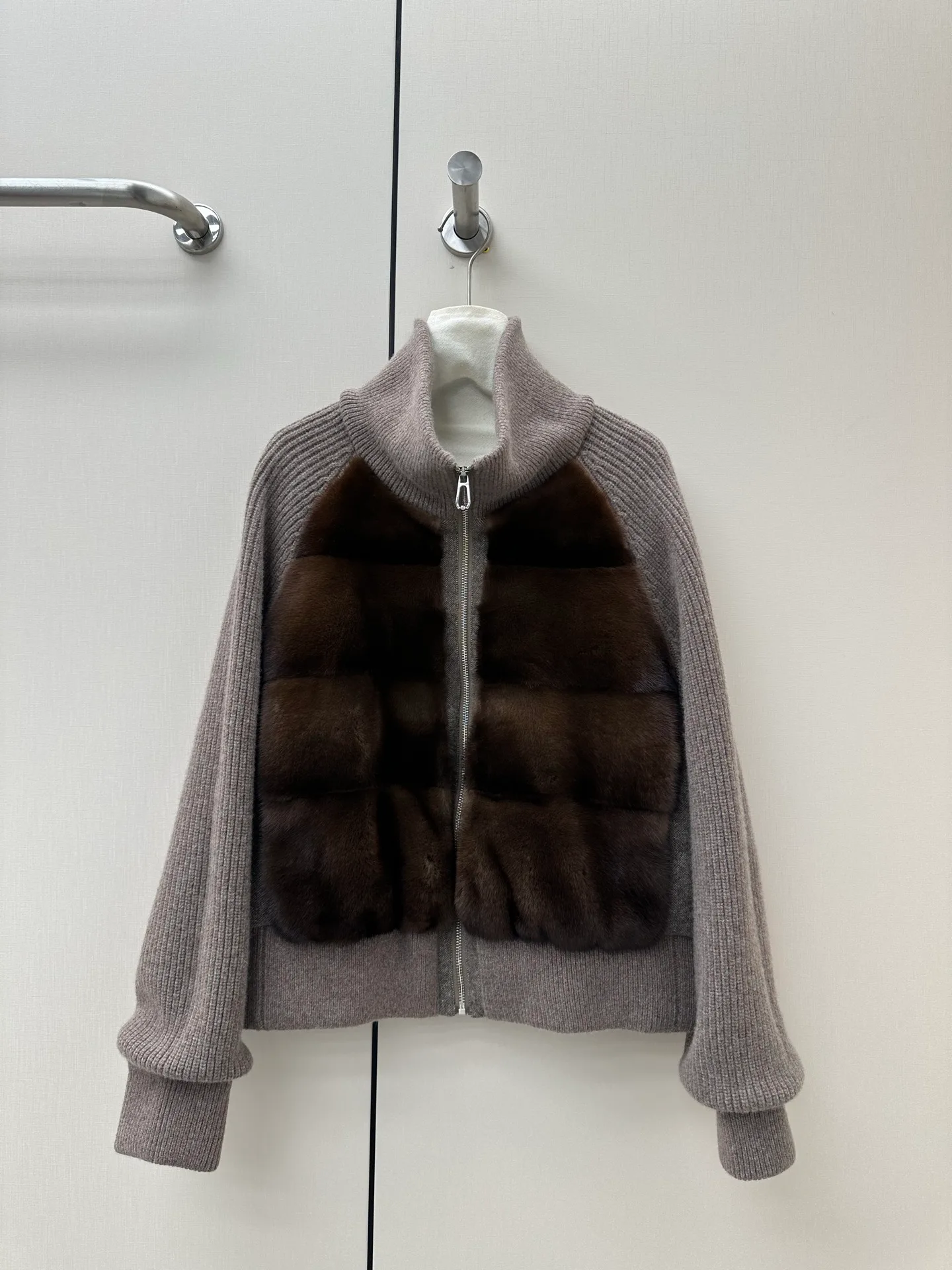 Куртки И Пуховики Женские Loro Piana 18858512