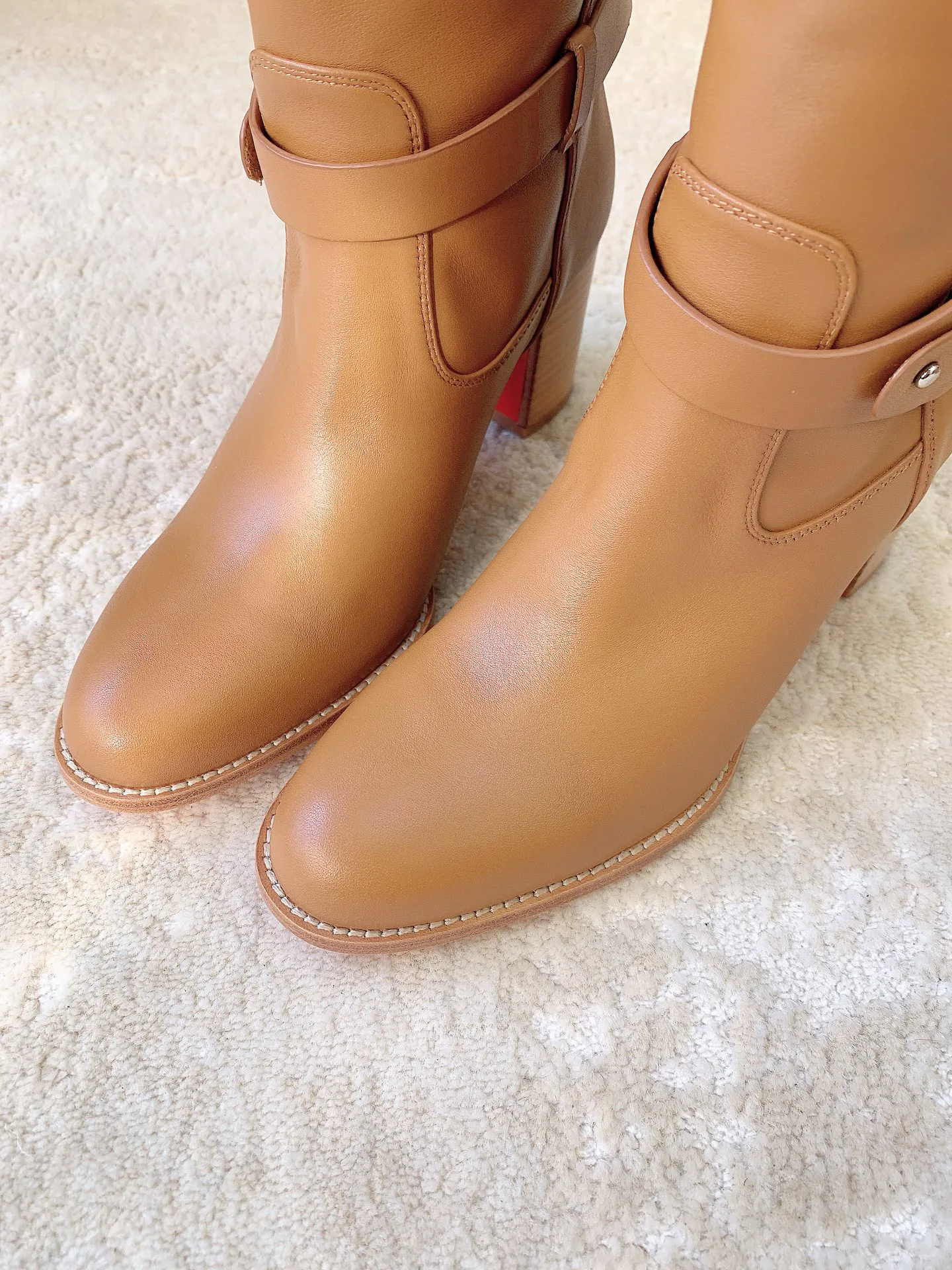 Сапоги Женские Christian Louboutin 17962789