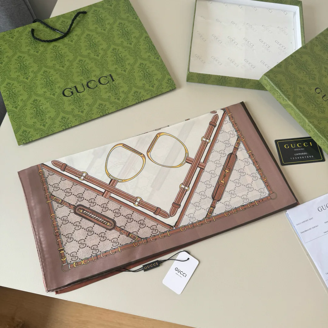 Платки Gucci 11115337