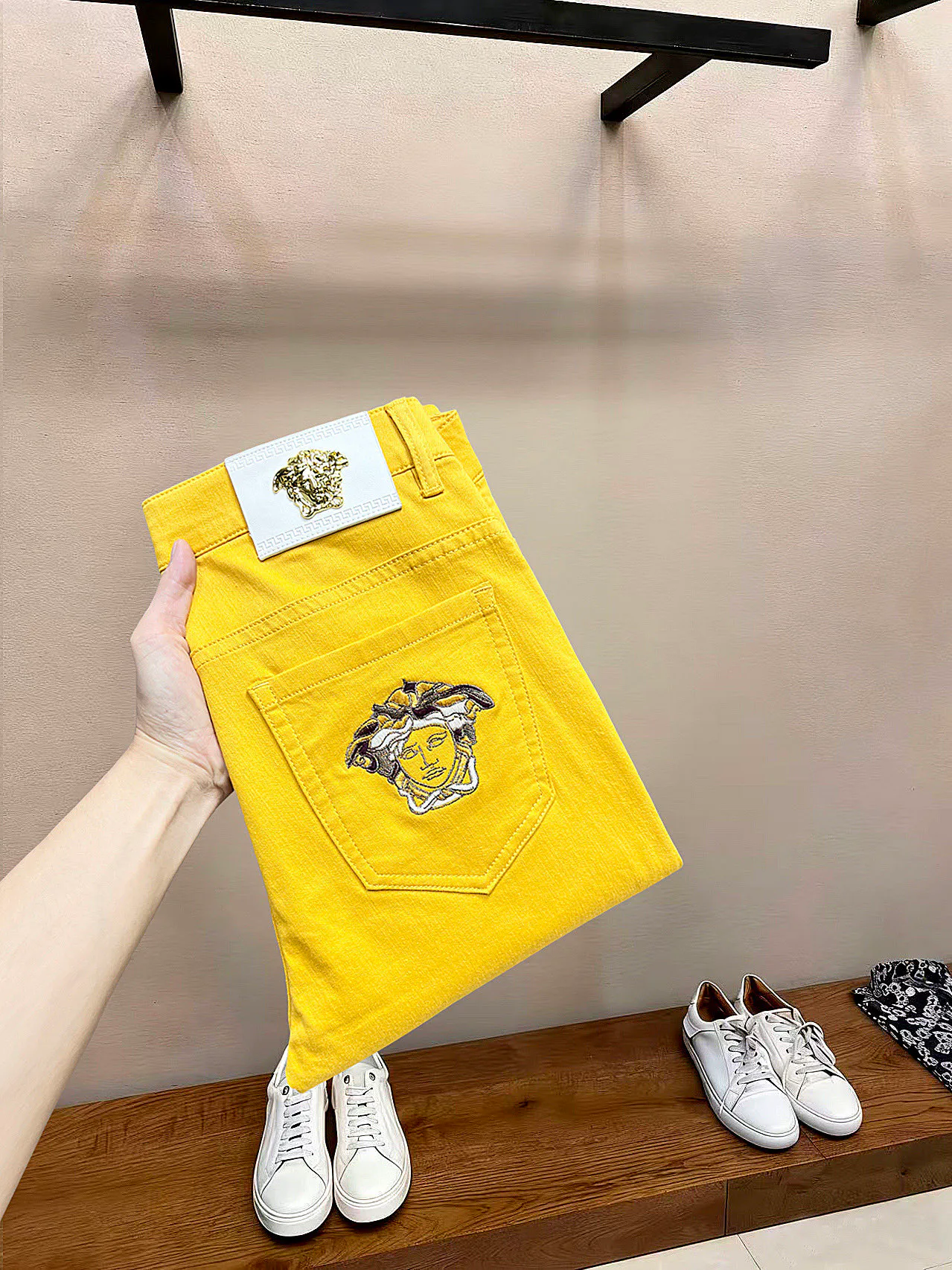Джинсы Мужские Versace 18097849