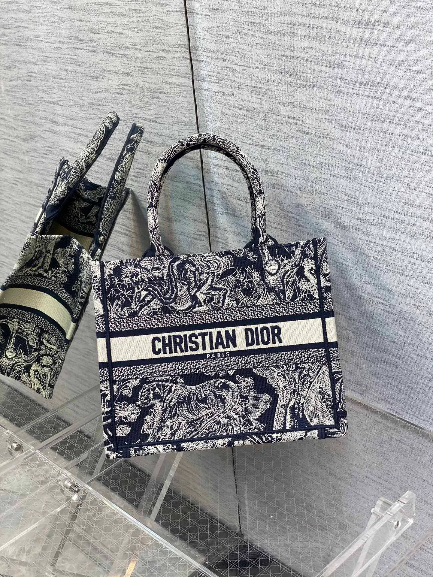 Классические Сумки Женские Dior 82468