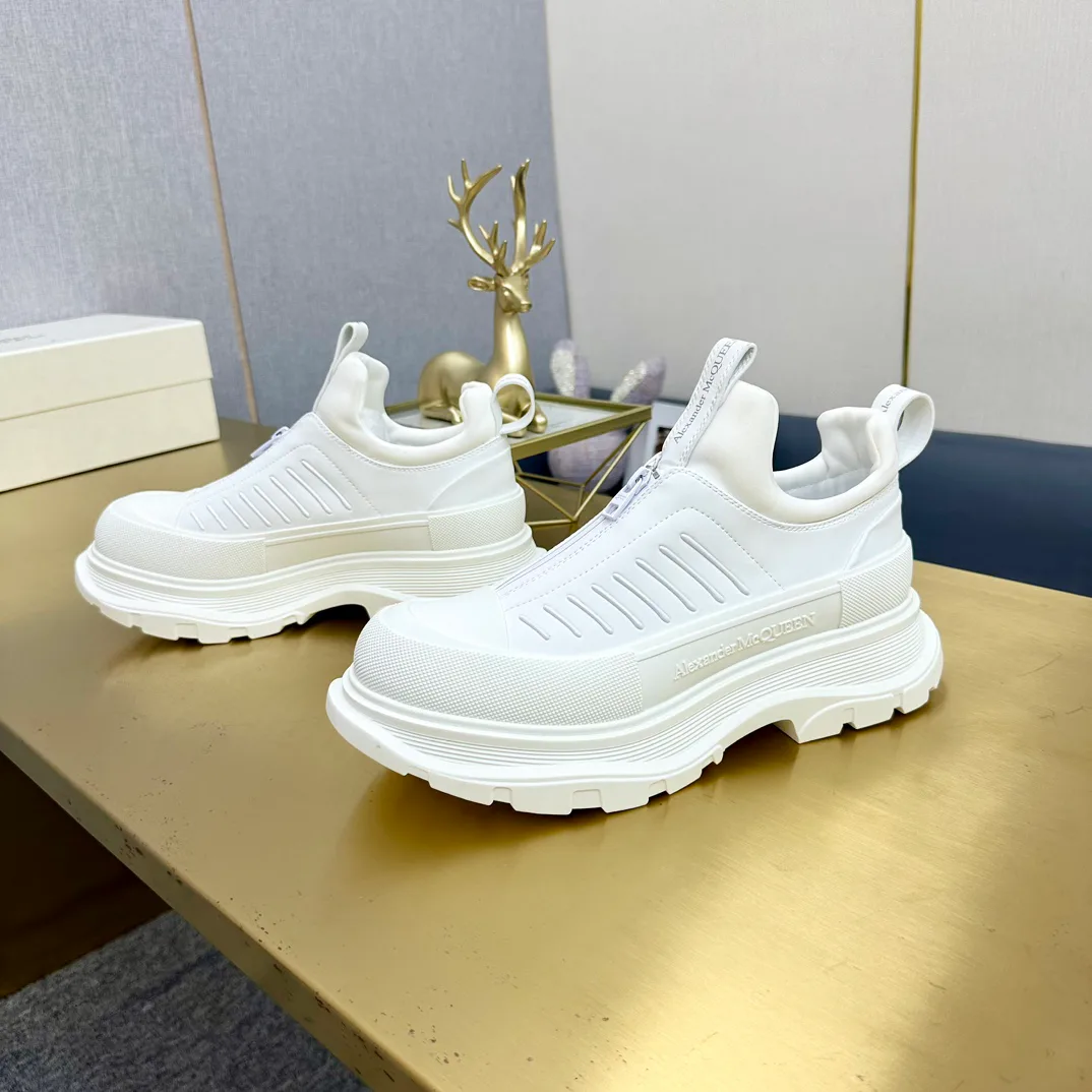 Кроссовки Женские Alexander Mcqueen 18397475