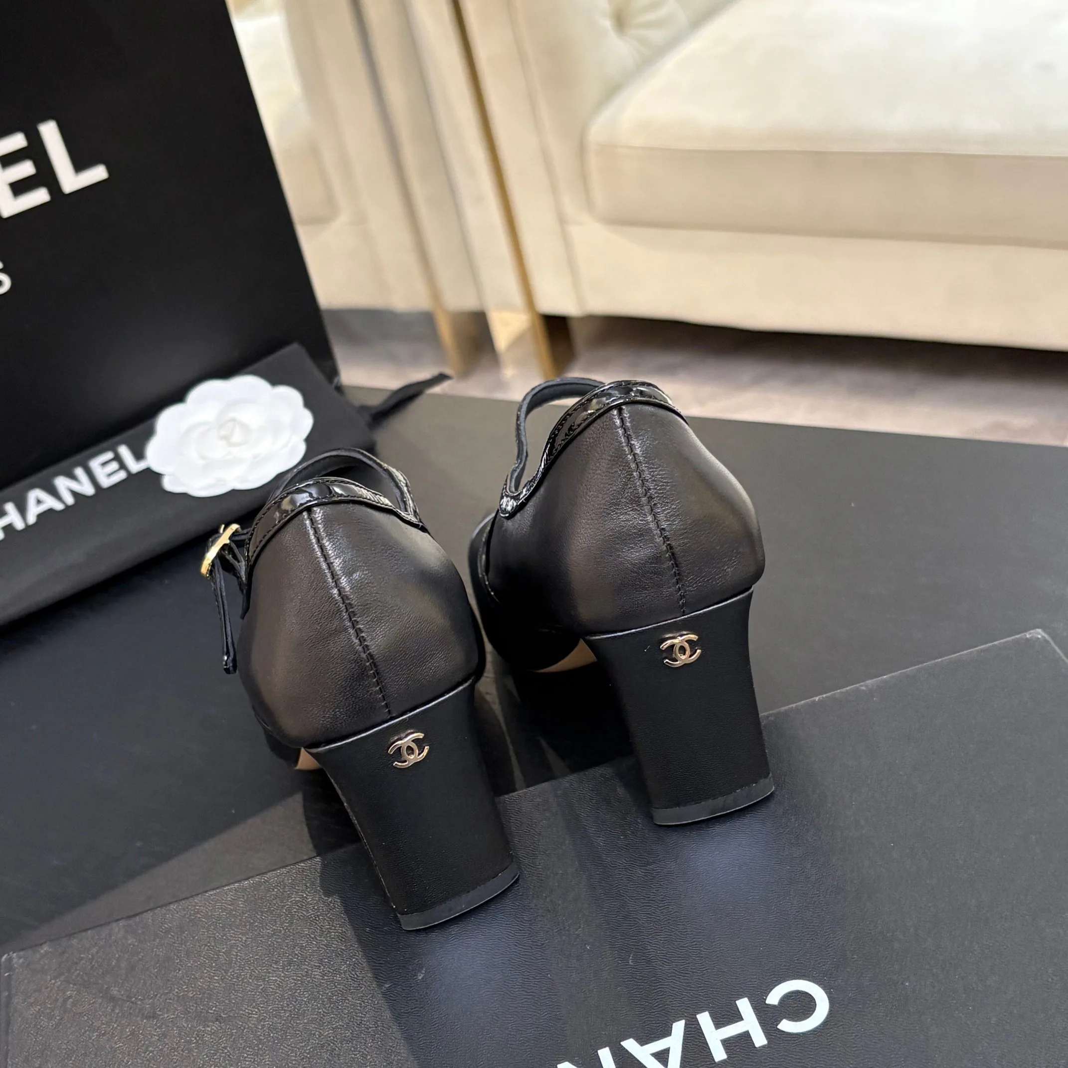 Туфли Женские Chanel 17448367