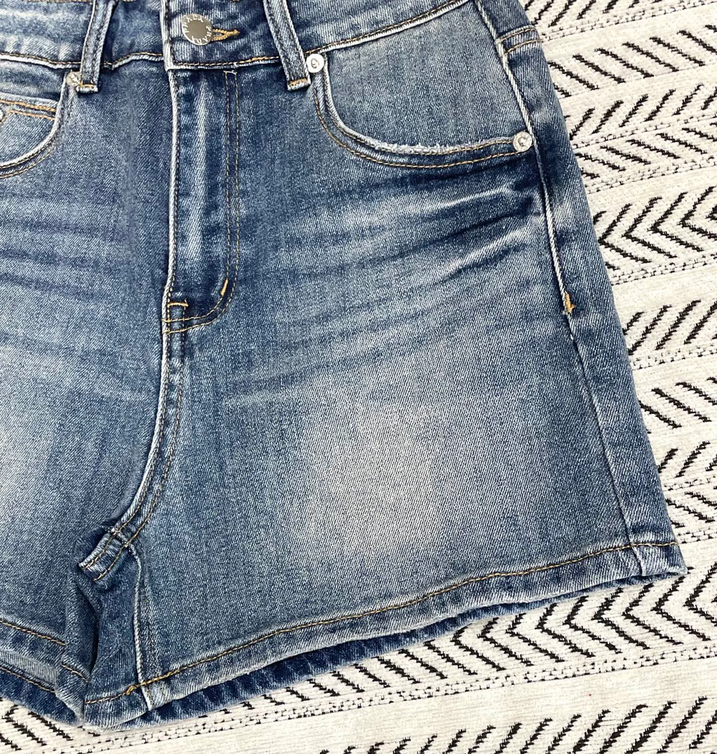 Шорты Женские Prada 11763867