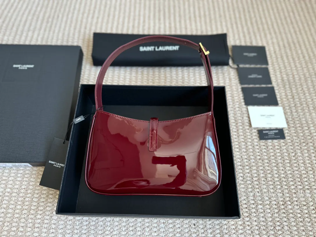 Классические Сумки Женские Saint Laurent 11526100