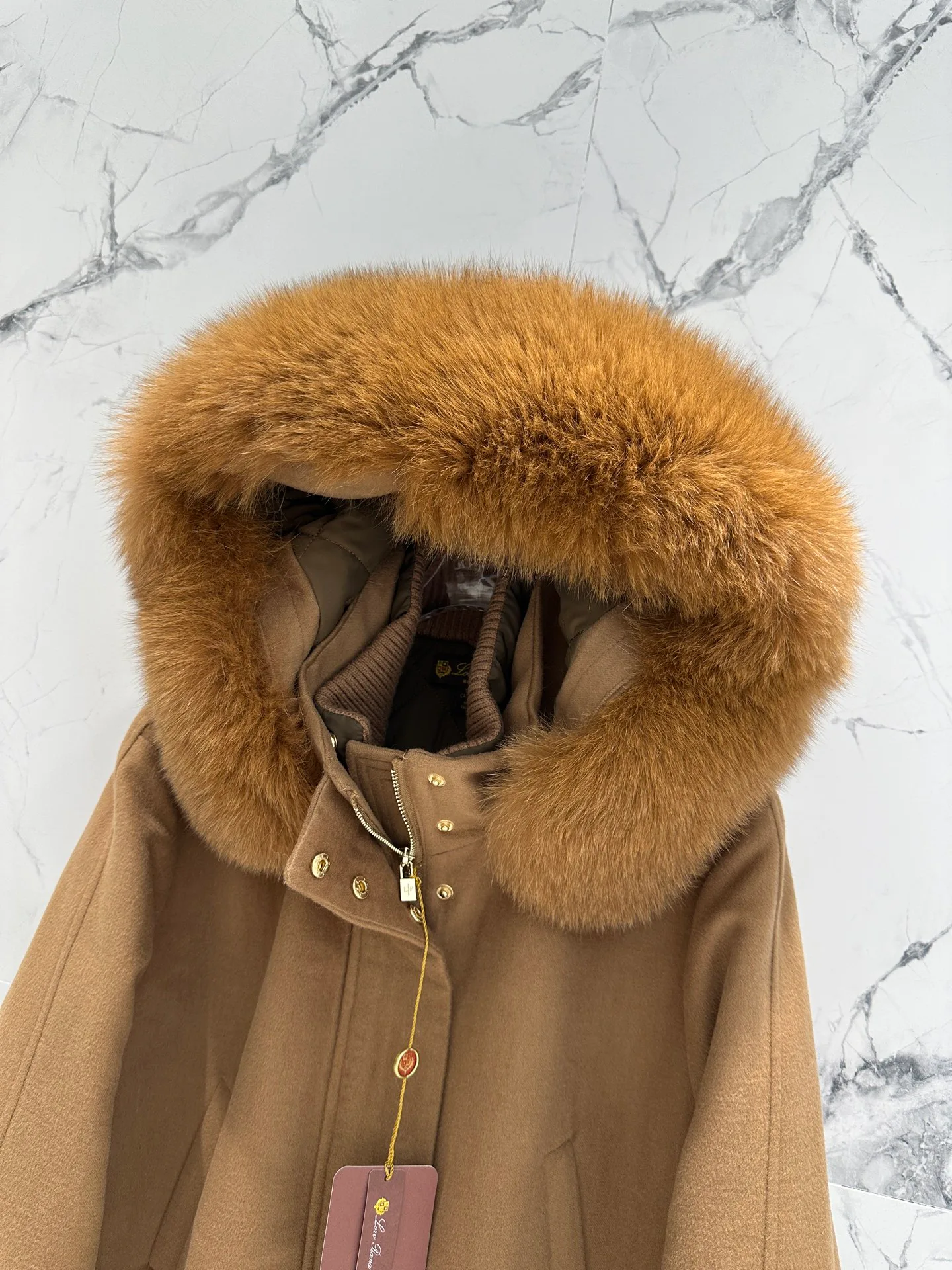 Куртки И Пуховики Женские Loro Piana 19474254