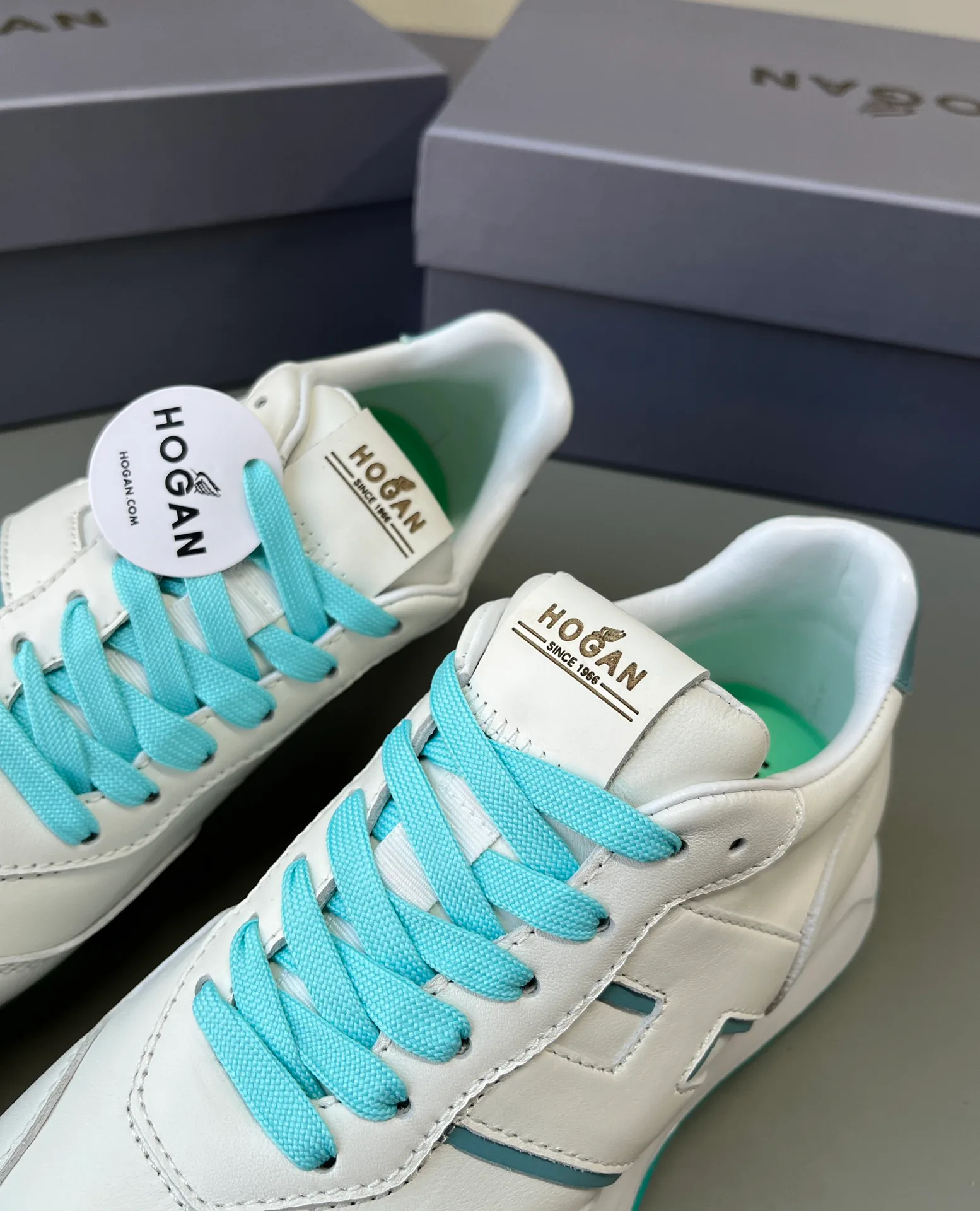 Кроссовки Женские Hogan 12629887