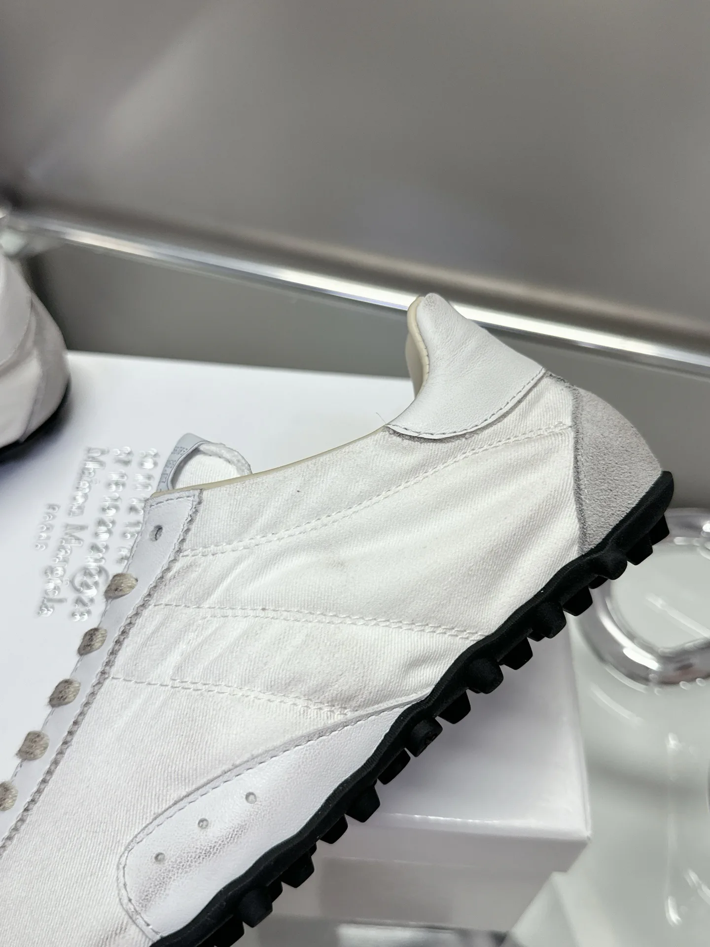 Кроссовки Женские Maison Margiela 23577