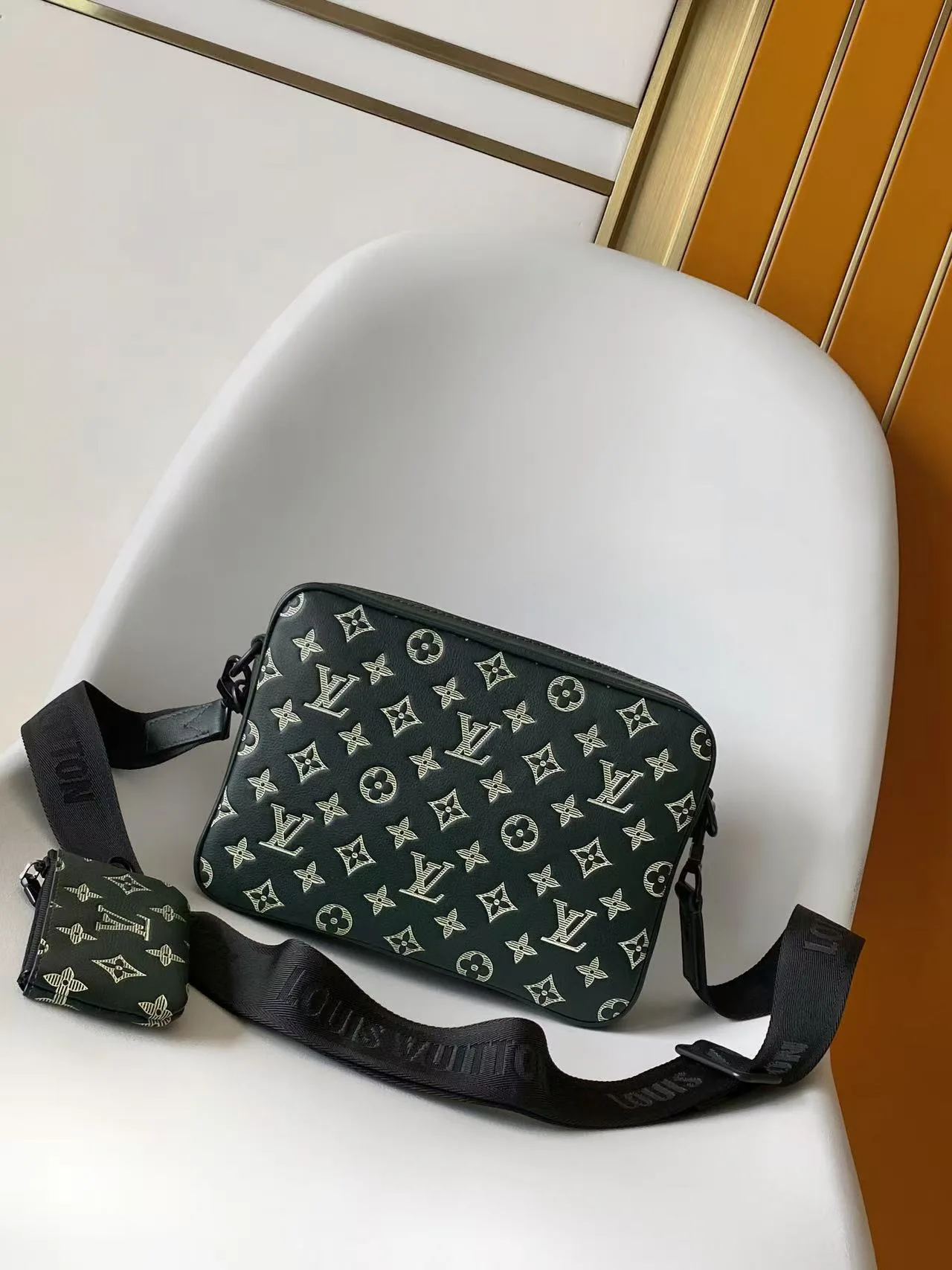 Сумки На Ремне Женские Louis Vuitton 903194