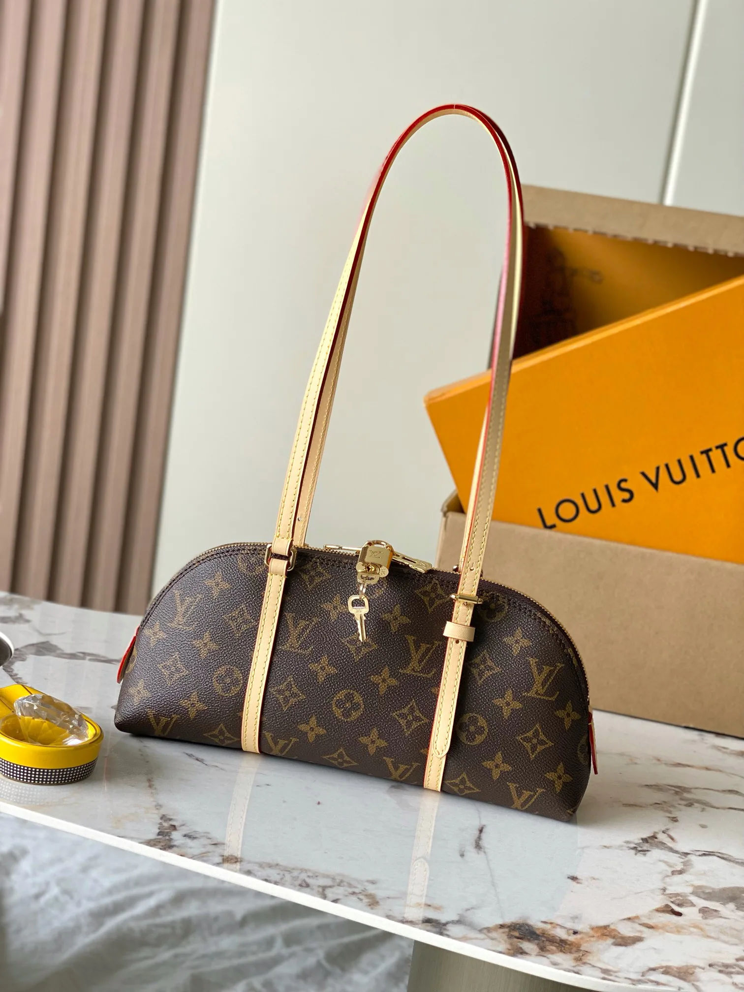 Классические Сумки Женские Michael Kors 11701540