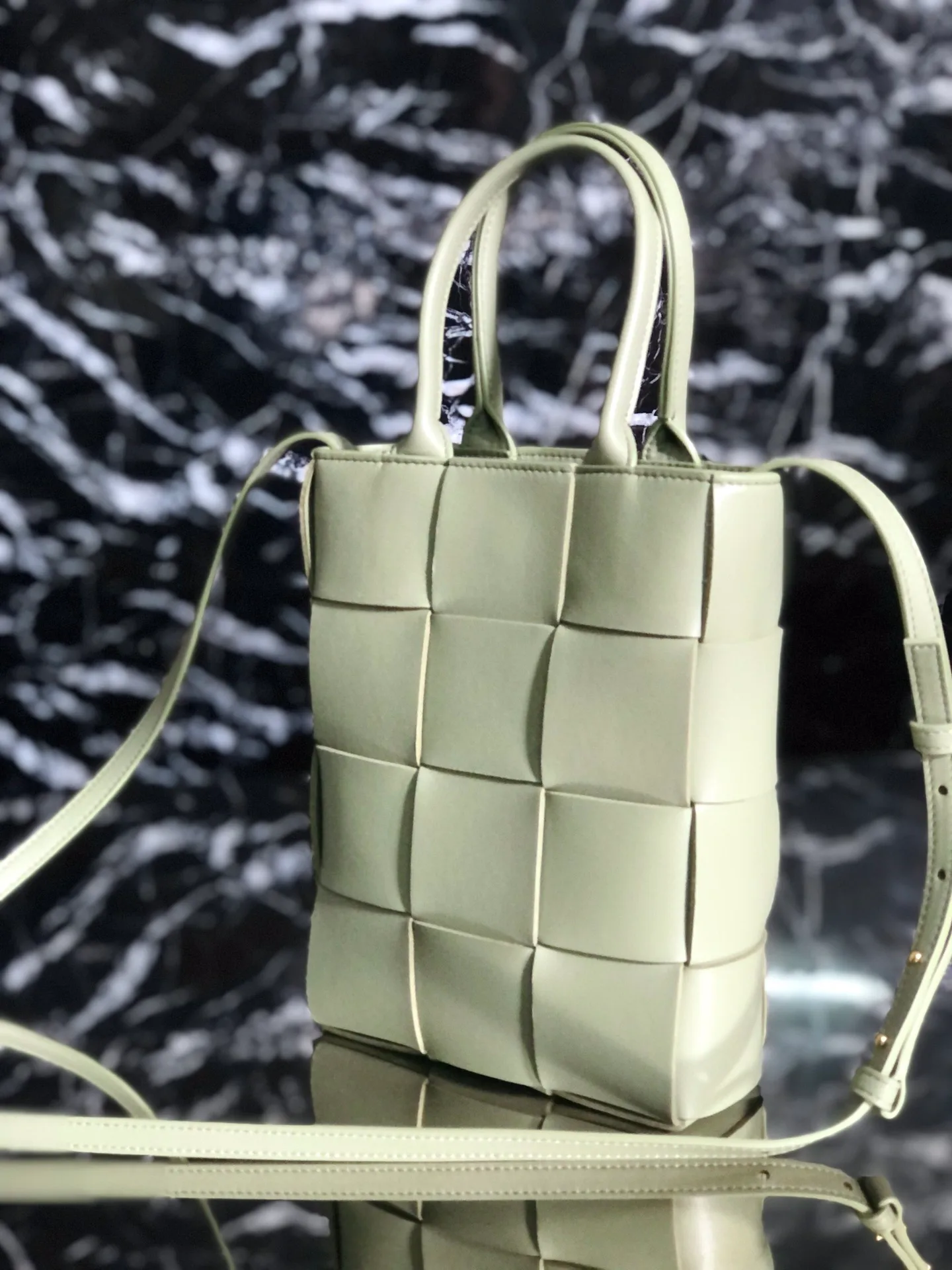 Классические Сумки Женские Bottega Veneta 10633455
