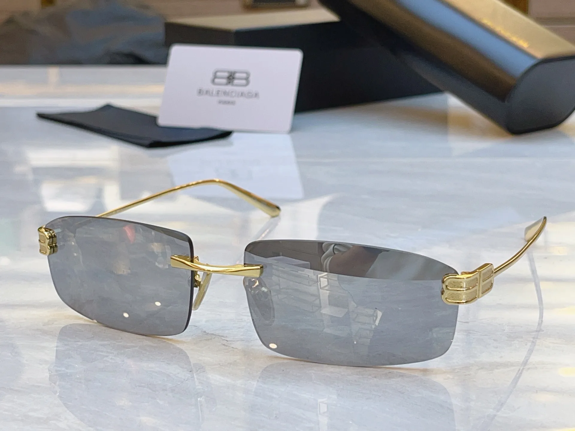 Очки Balenciaga 10842059