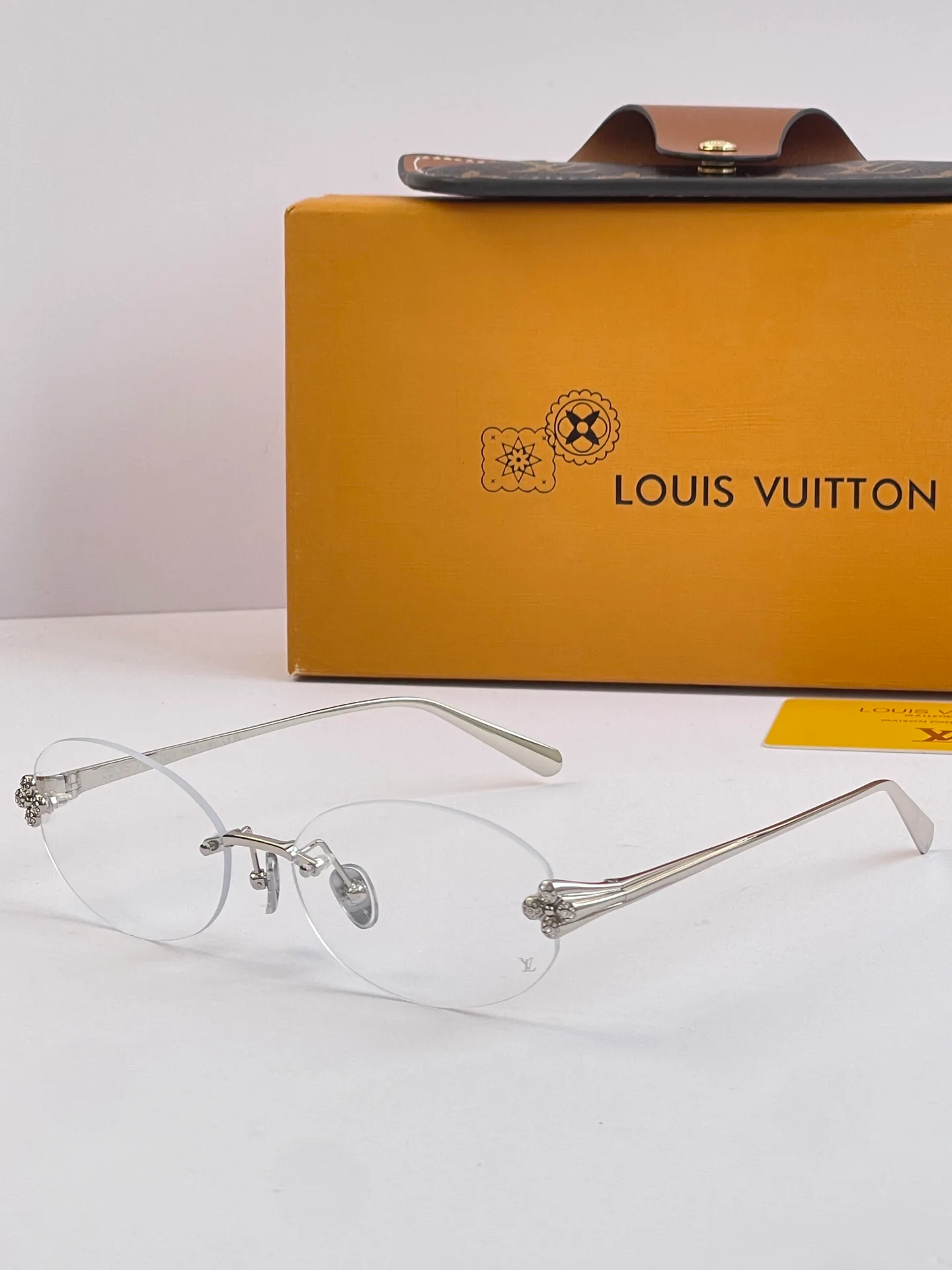 Очки Louis Vuitton 18226193