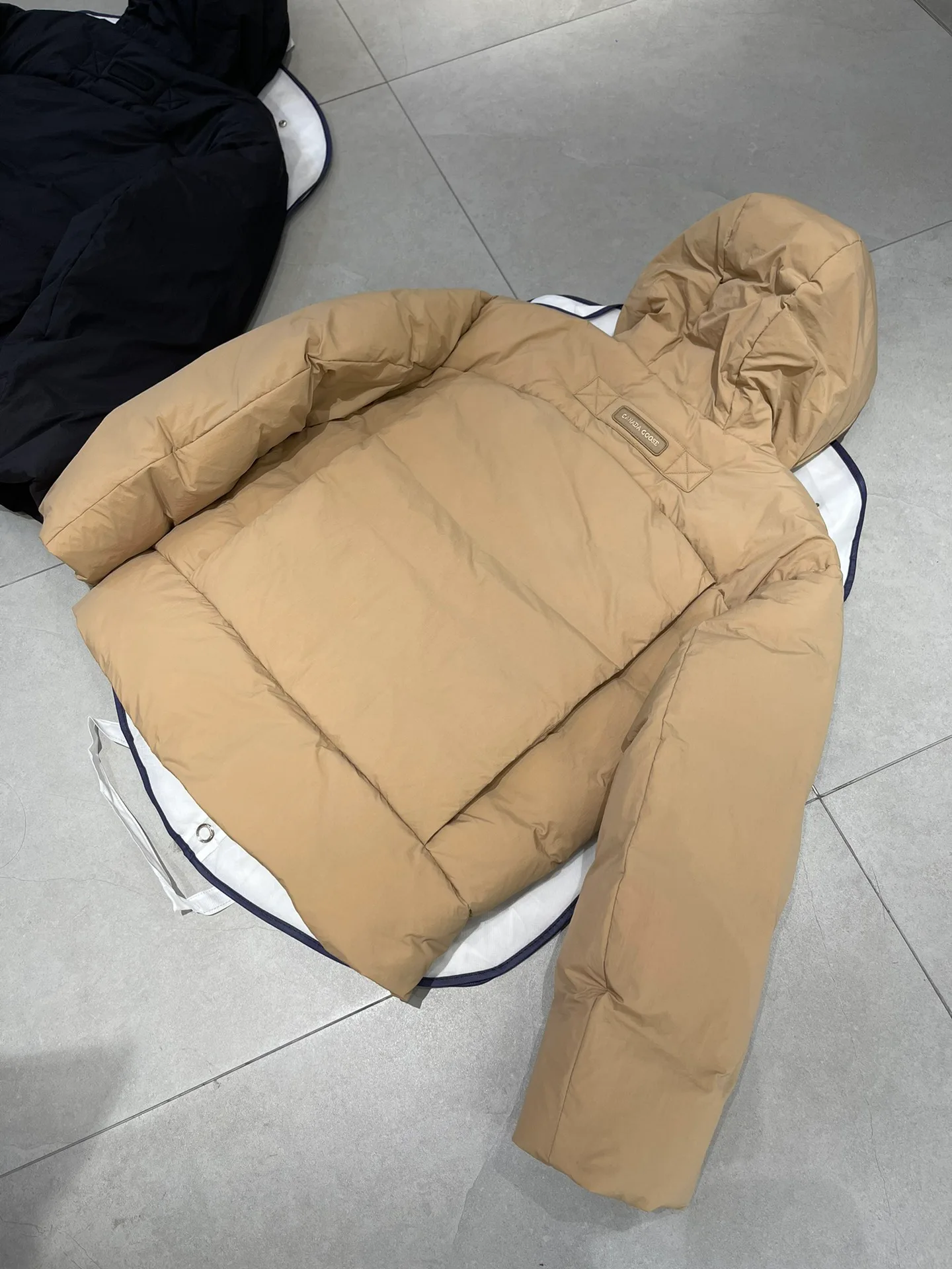 Куртки И Пуховики Мужские Canada Goose 424214