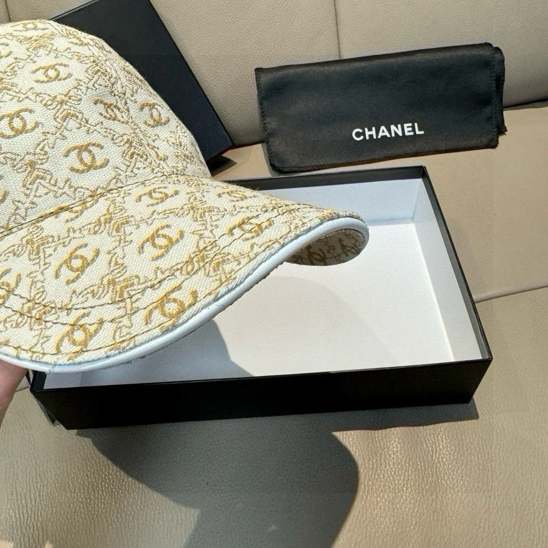 Головные Уборы Chanel 4550006