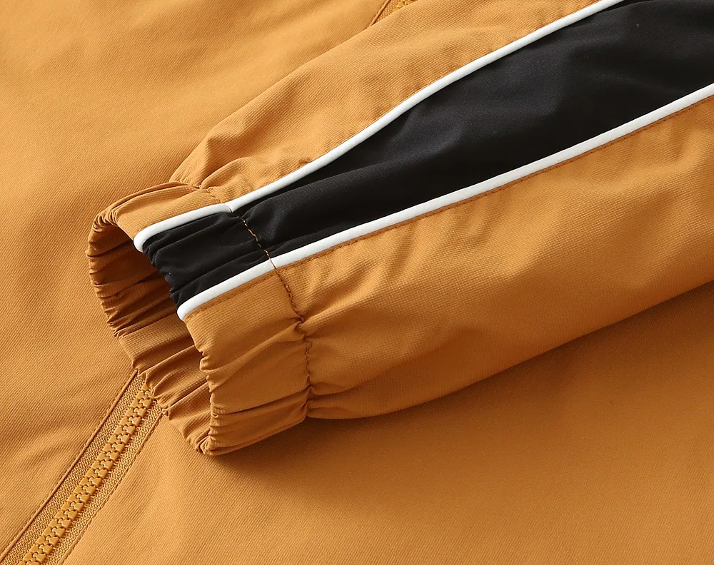 Куртки И Пуховики Мужские Moncler 11240468