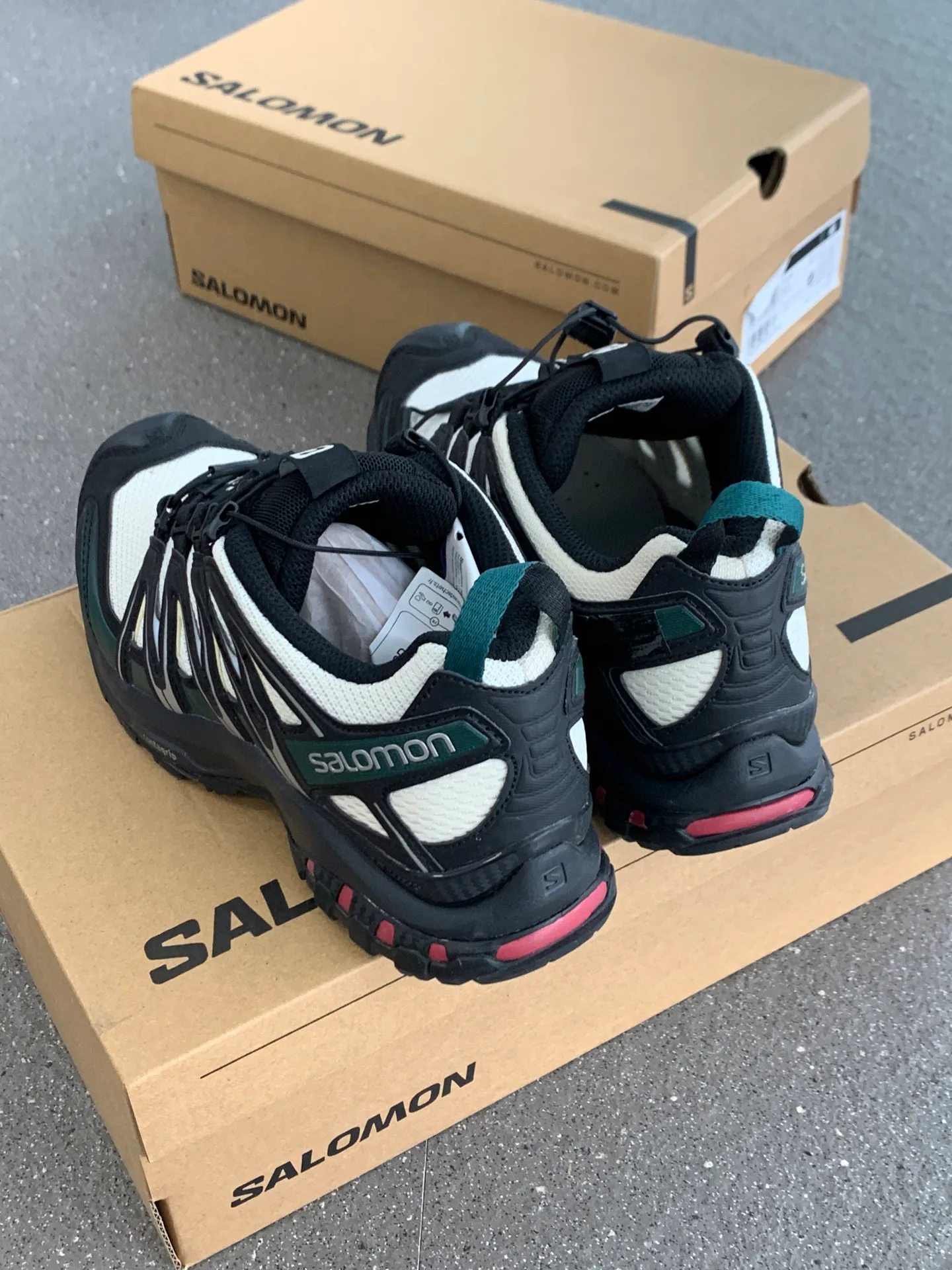 Кроссовки Женские Salomon 18071815