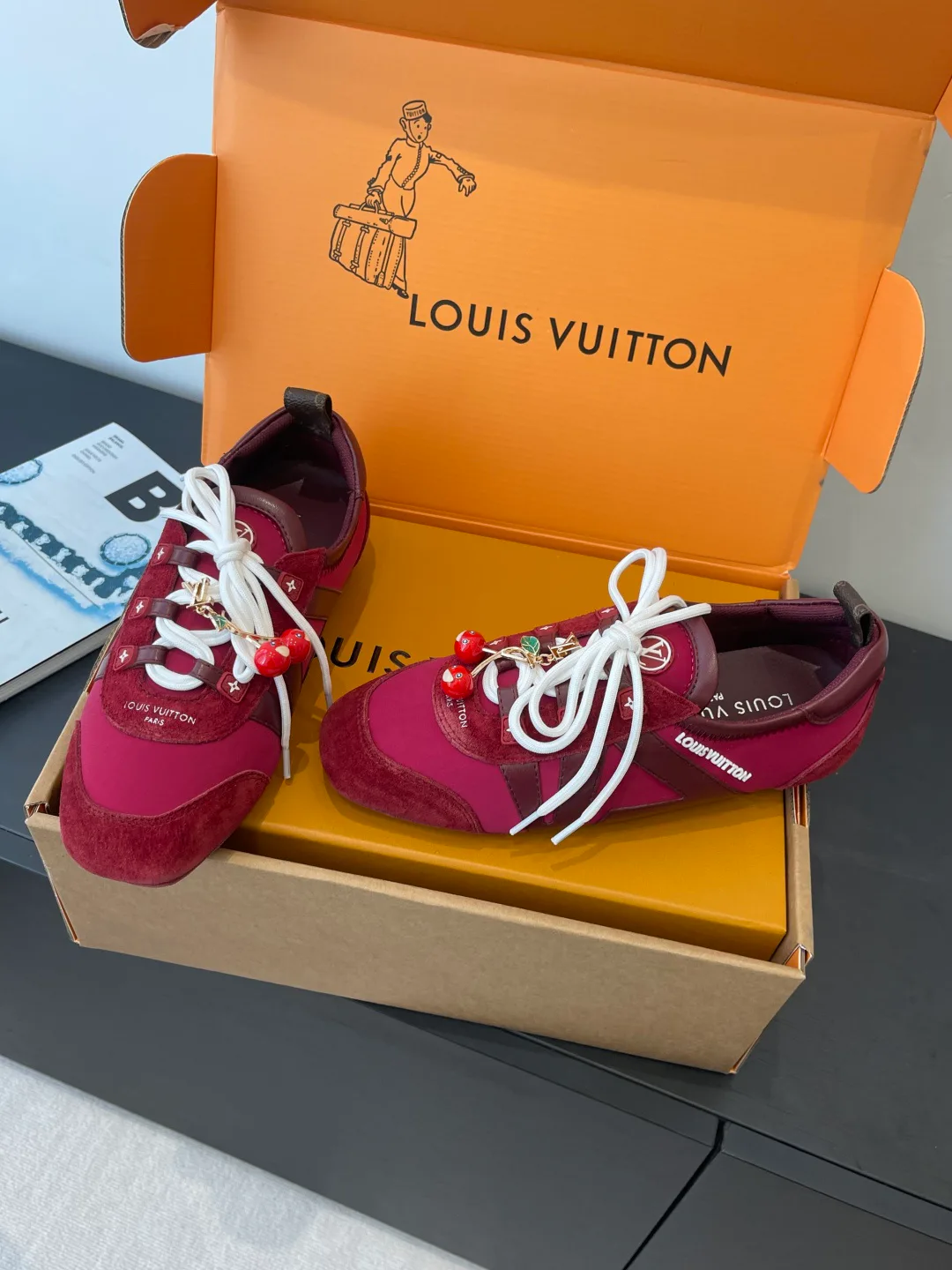 Кроссовки Женские Louis Vuitton 1595088