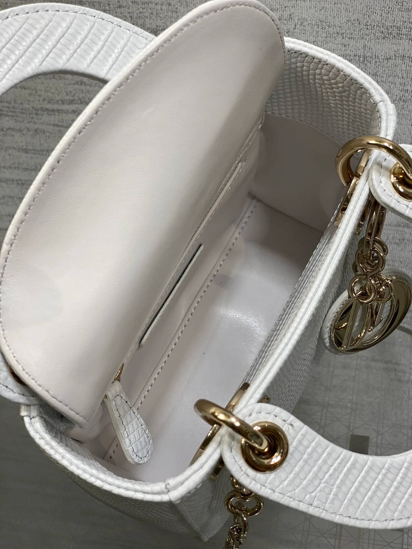 Классические Сумки Женские Christian Dior 11412675